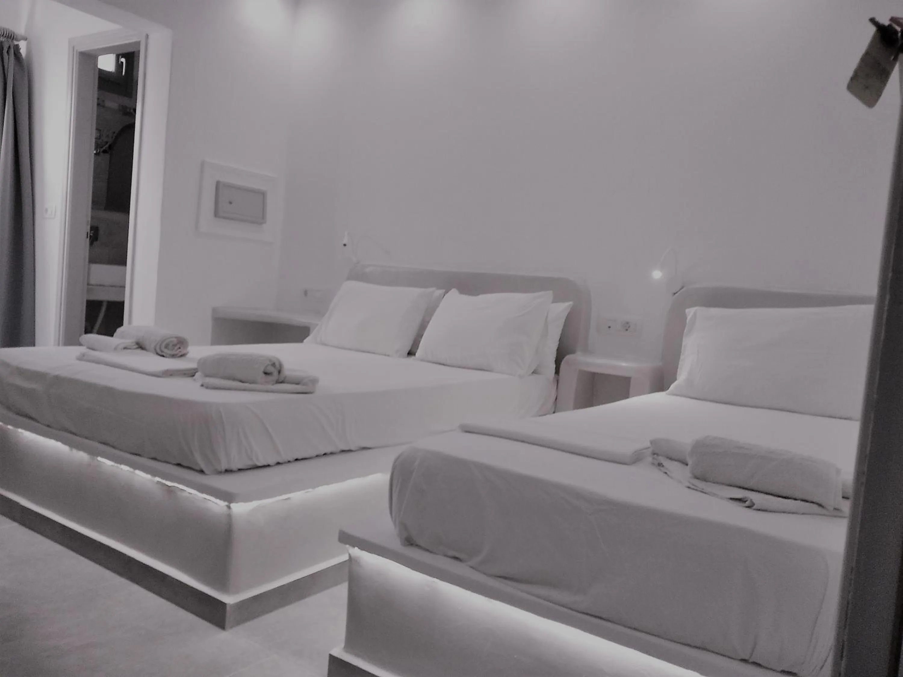 Bedroom, Bed in Lucia Villas