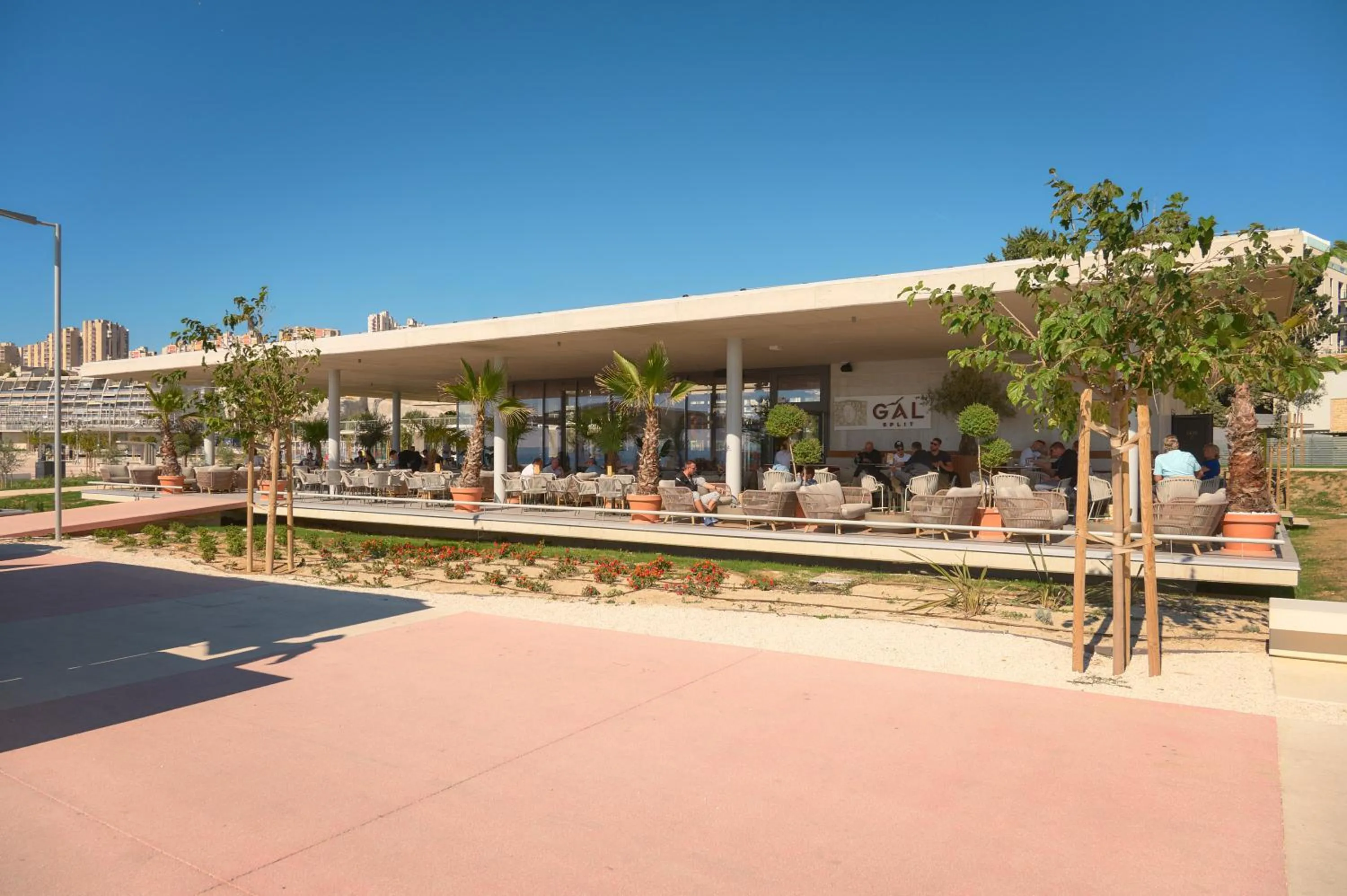 Restaurant/places to eat in Sun Spalato Adris