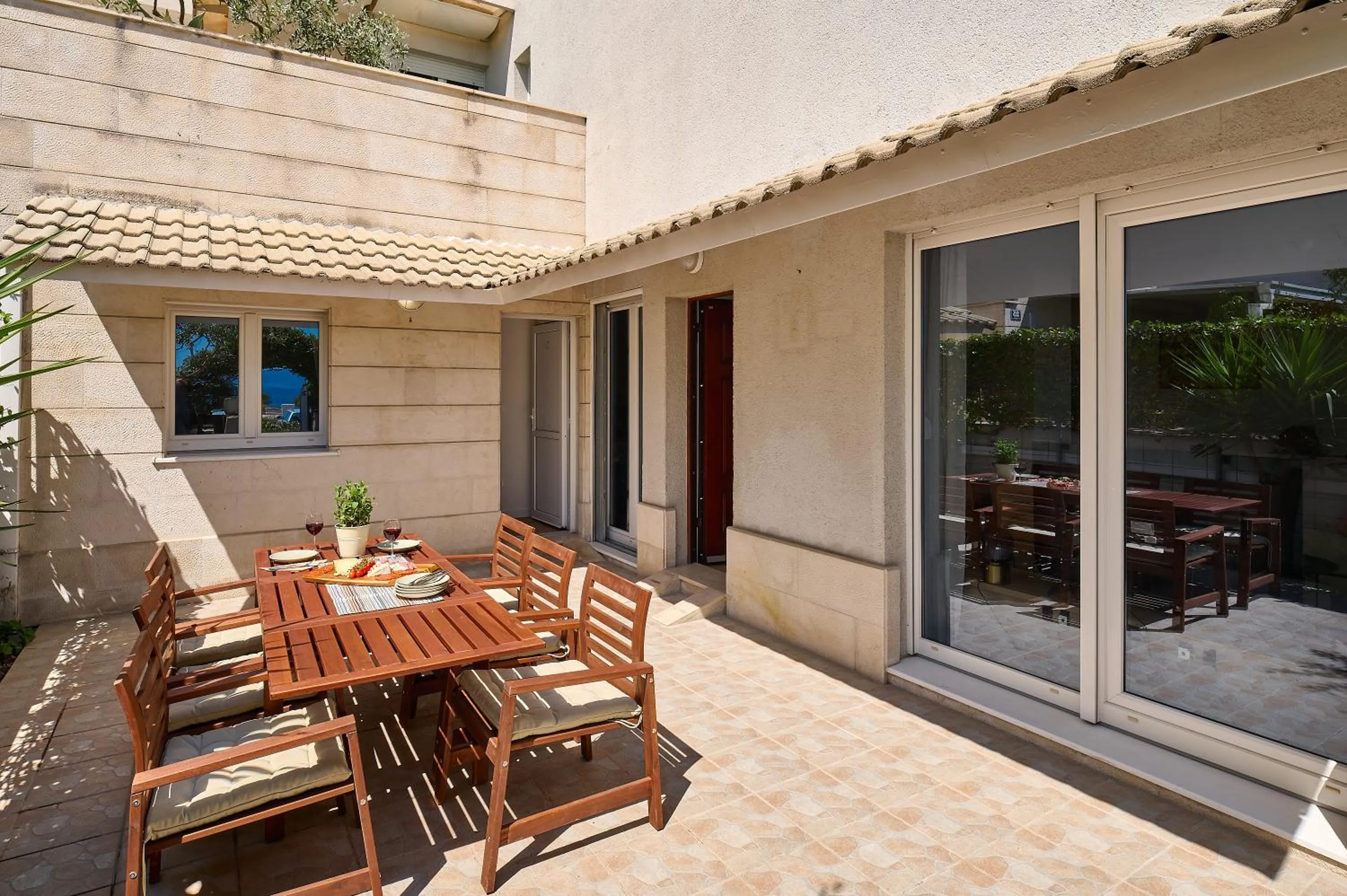 Patio in Sun Spalato Adris