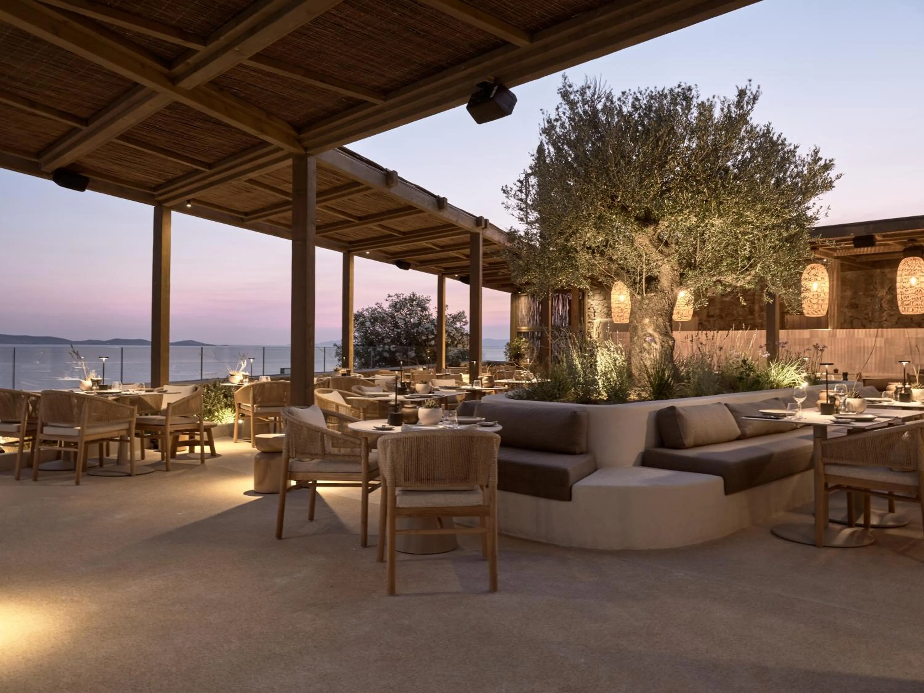 Restaurant/places to eat in Domes Noruz Mykonos