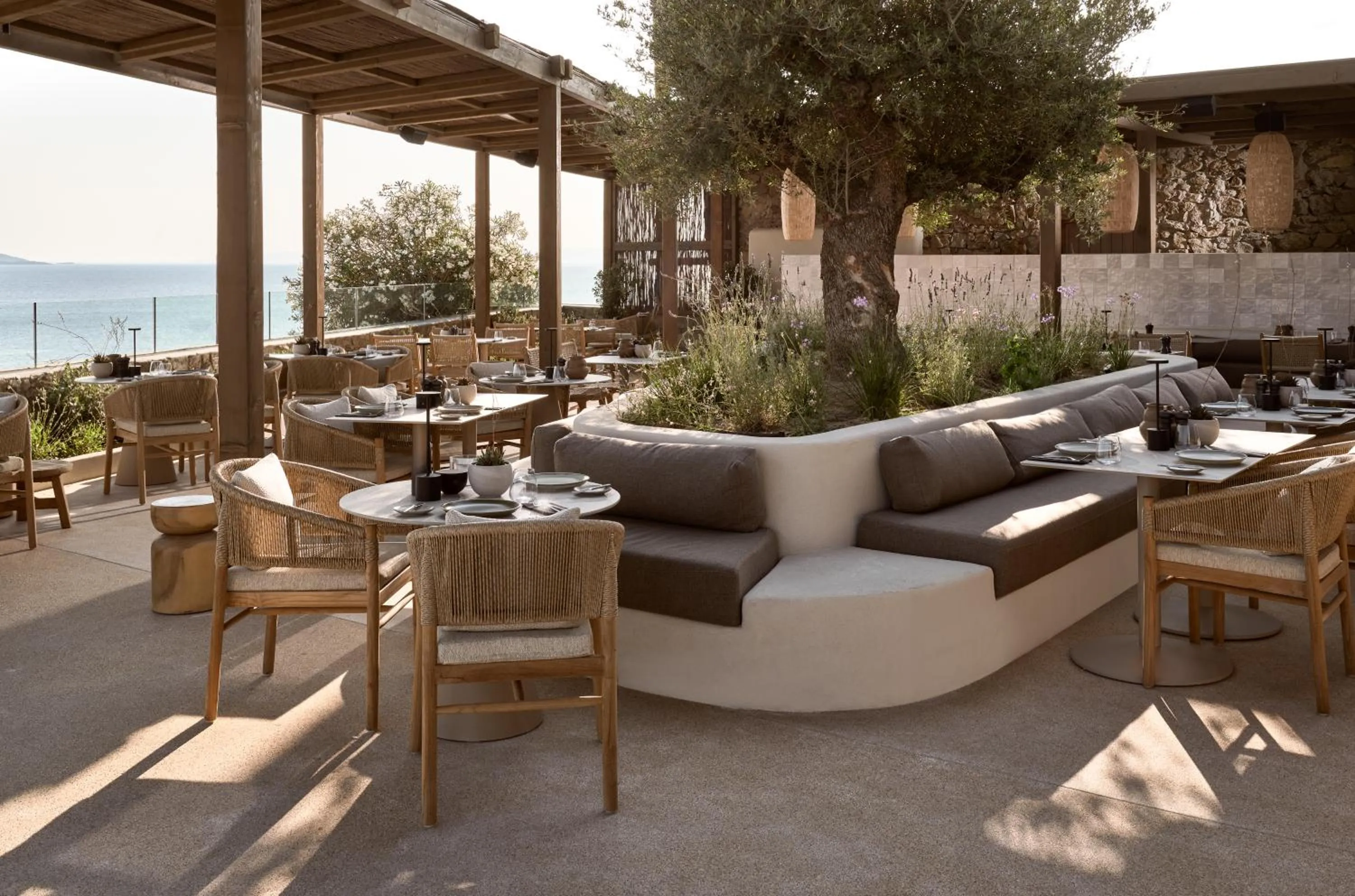 Restaurant/places to eat in Domes Noruz Mykonos