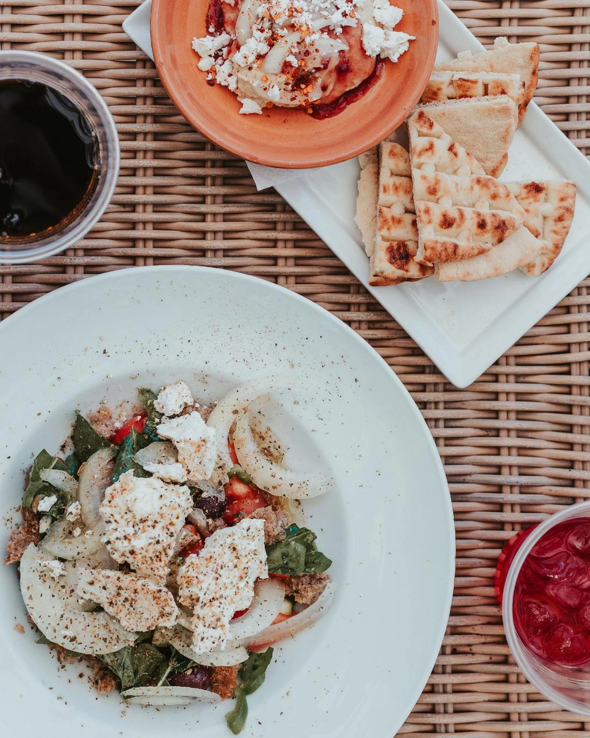 Food and drinks in Hotel Nathalie