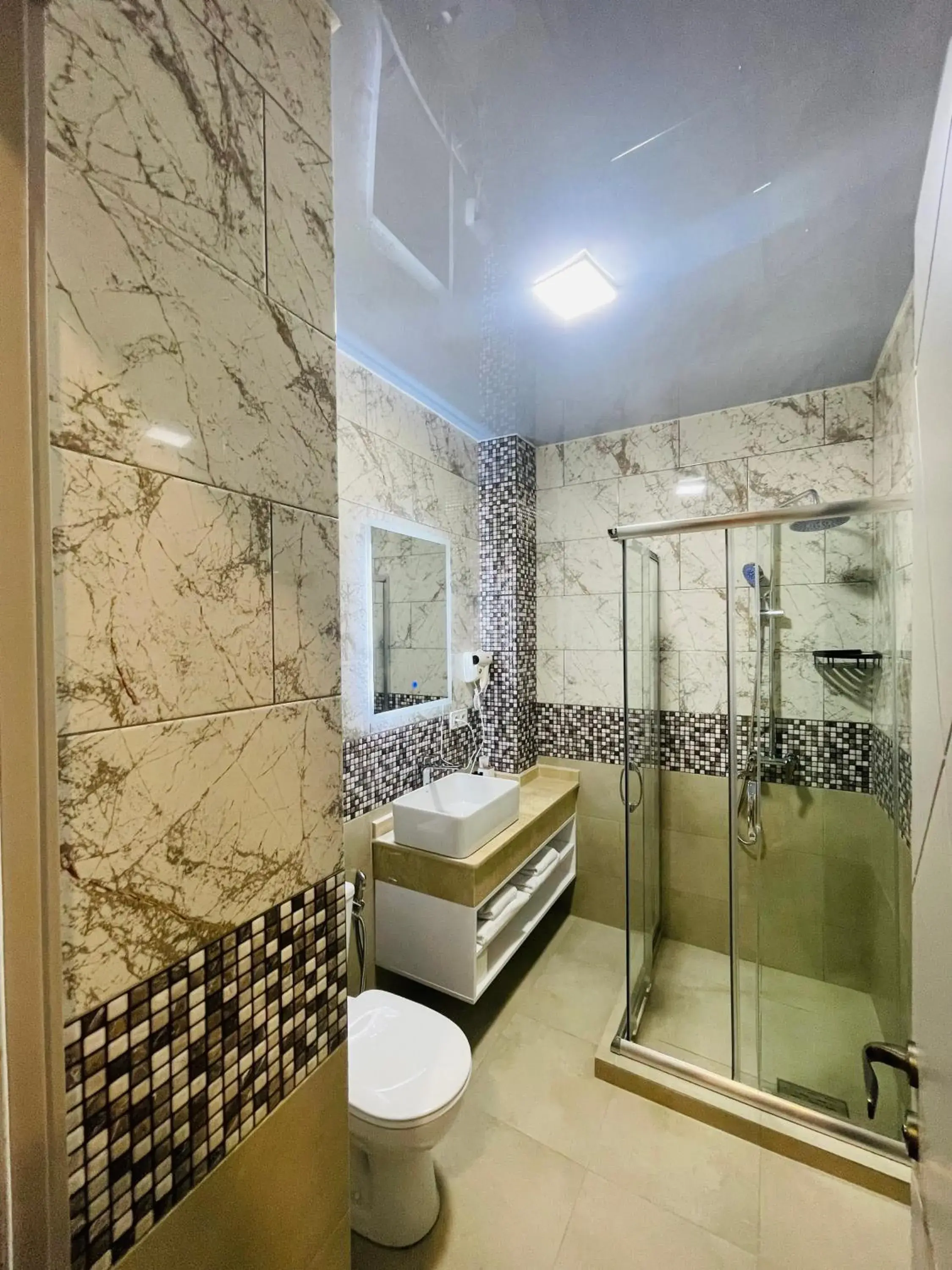 Twin Room in DADIANI Inn Twin Room in DADIANI Inn