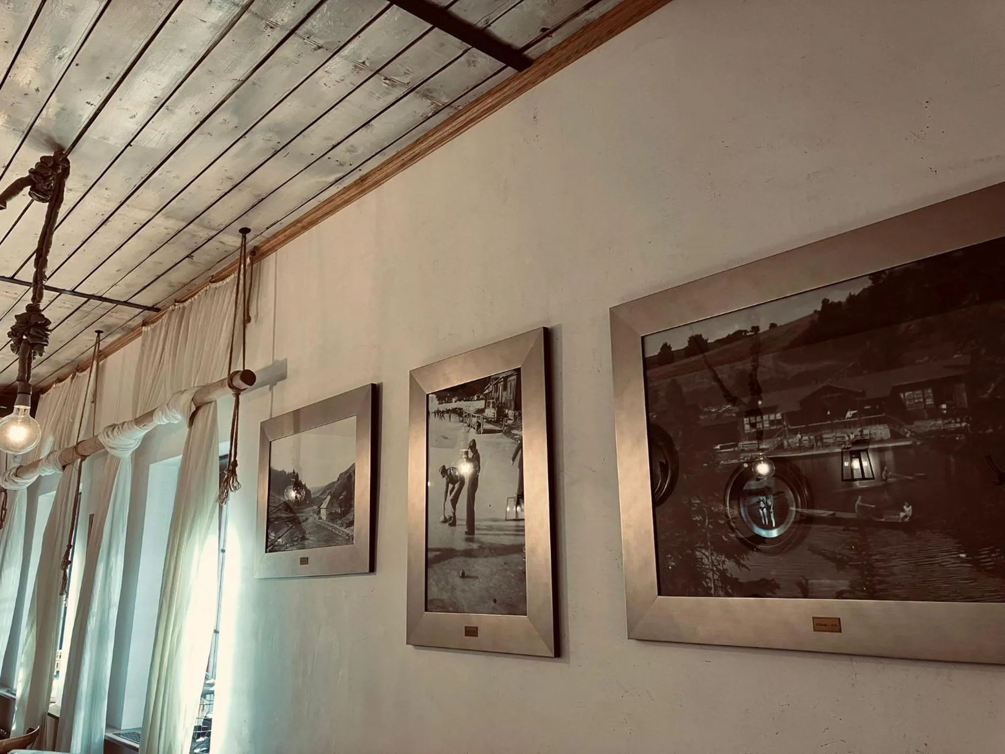 Decorative detail in Hotel Vodník