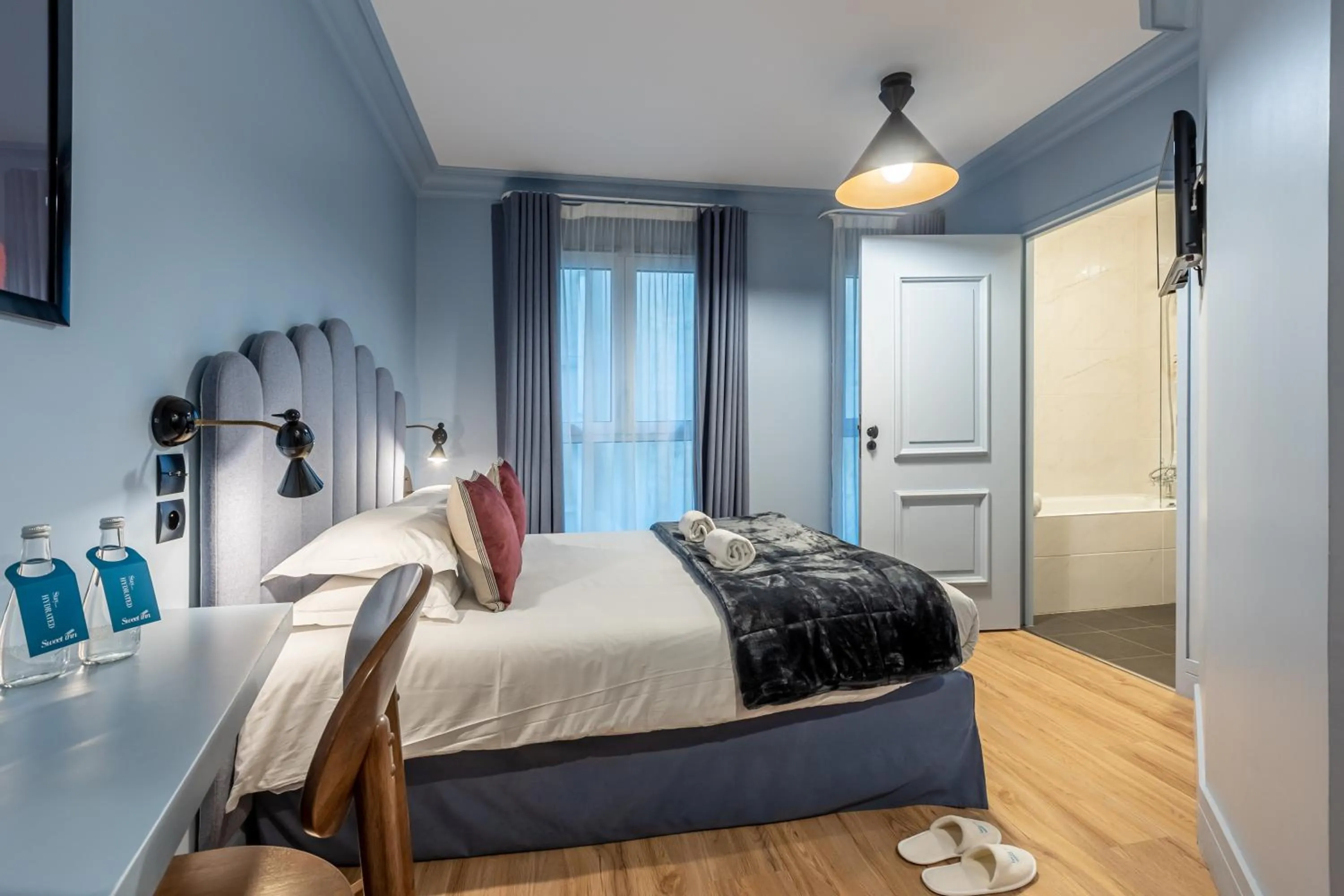 Bed in Le Nest by Sweett