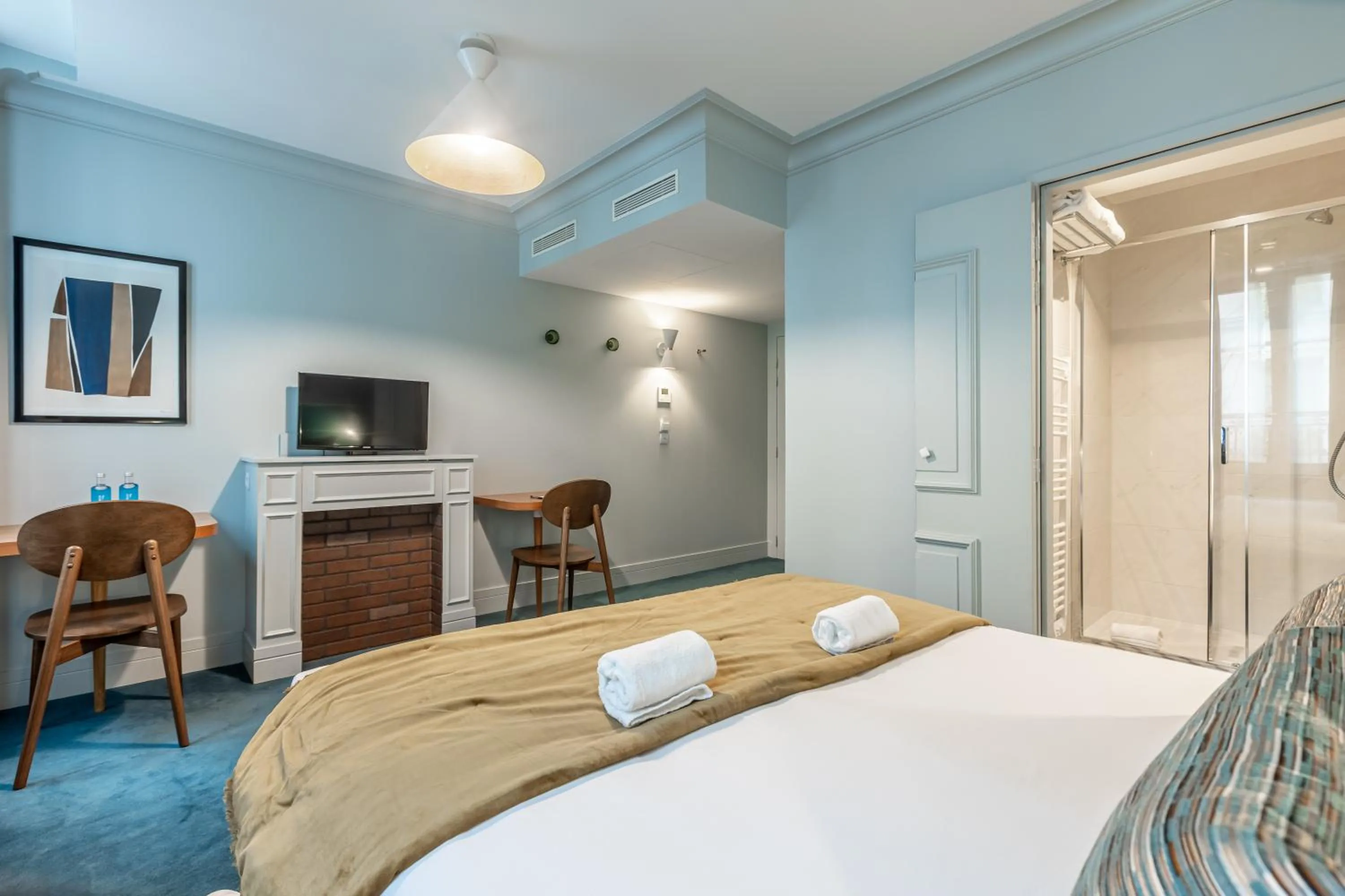 Bed in Le Nest by Sweett