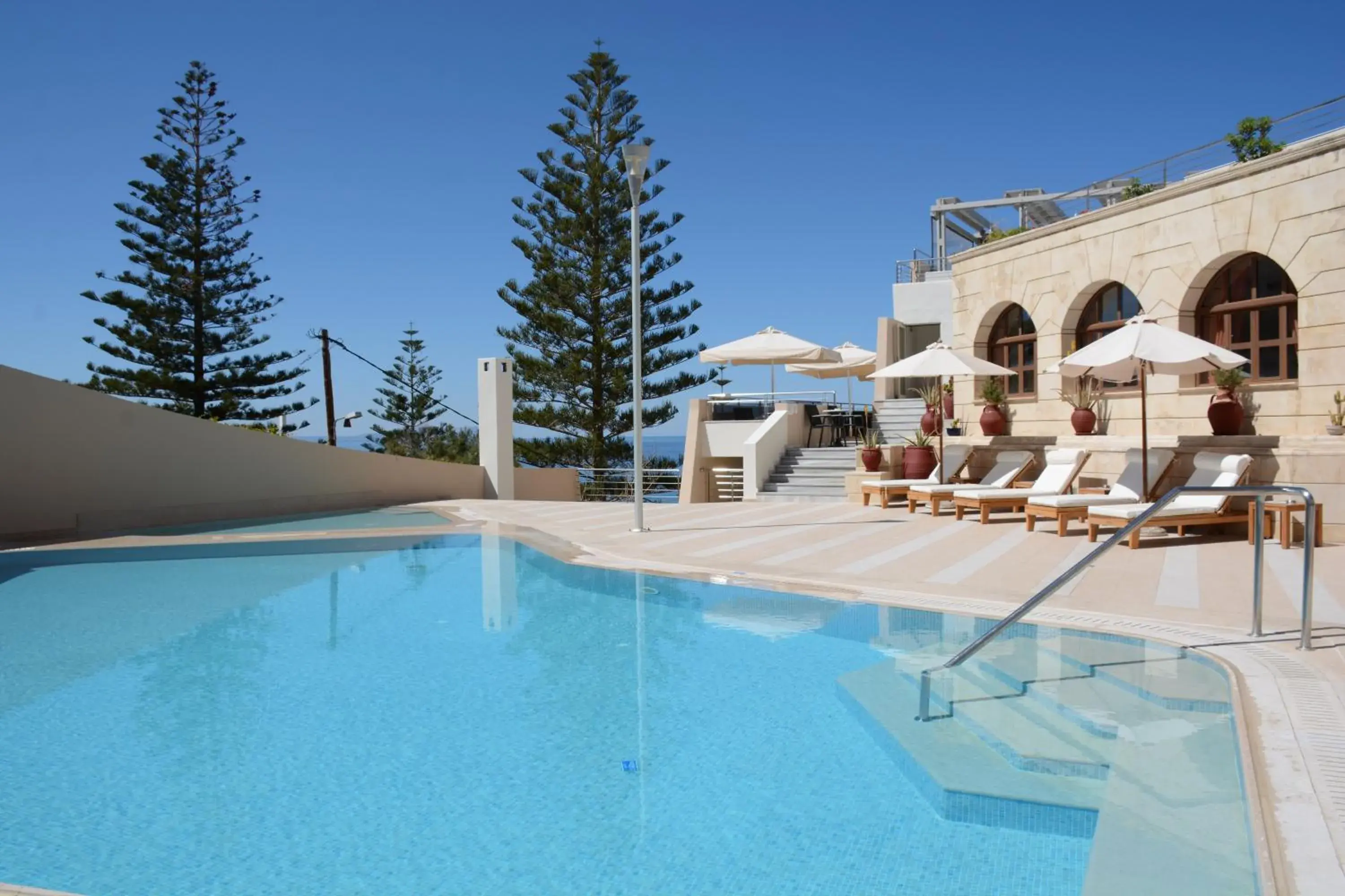 Swimming pool in Macaris Suites & Spa Swimming pool in Macaris Suites & Spa