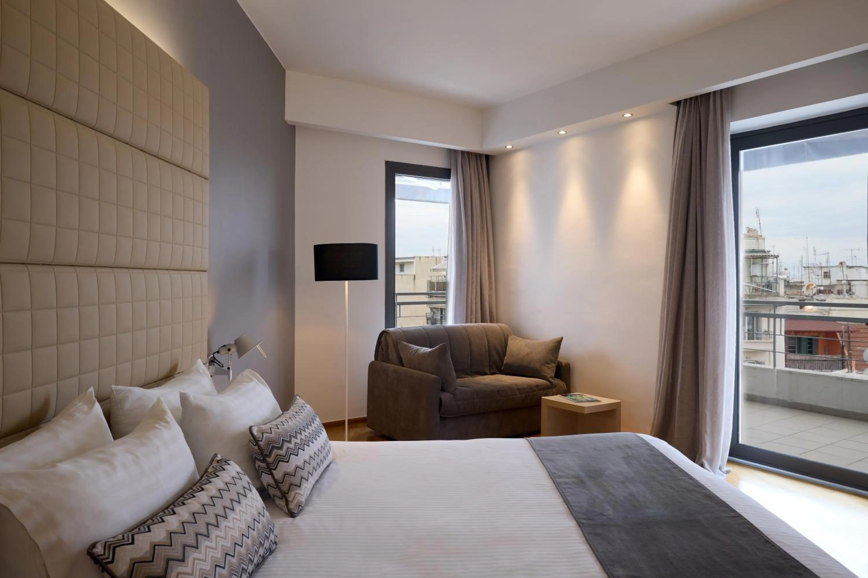 Photo of the whole room, Bed in Domotel Olympia