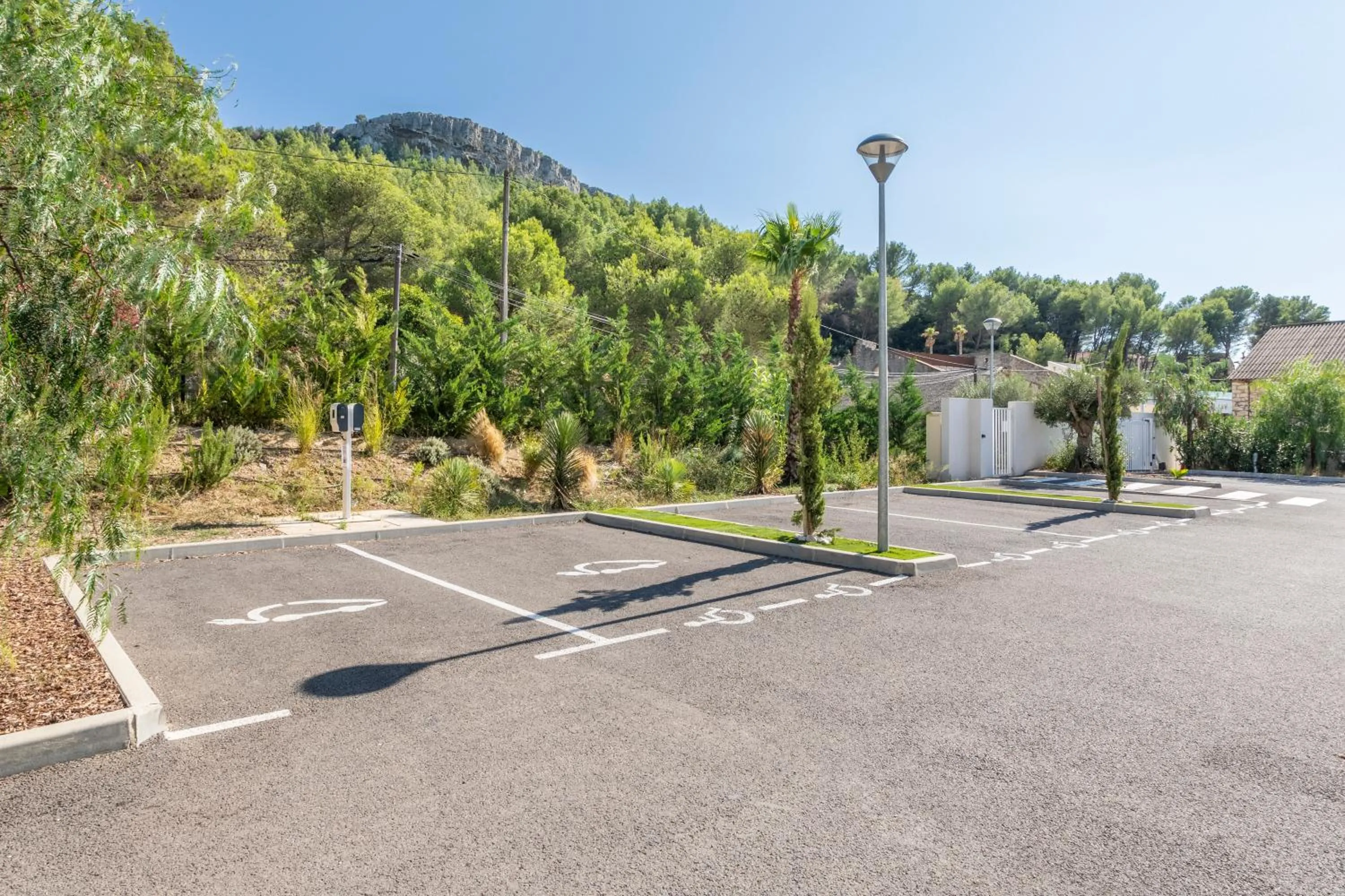 Spring in Résidence Pierre et Vacances Cap Cassis Calanques