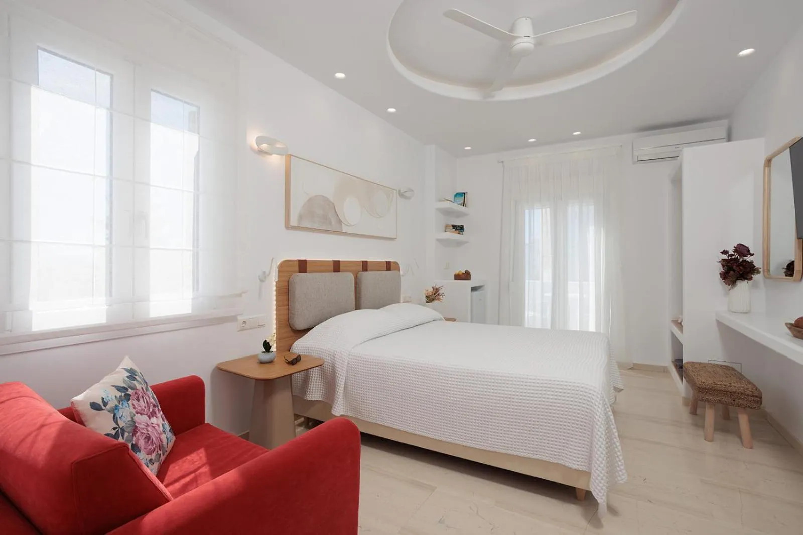 Bed in Margo Studios