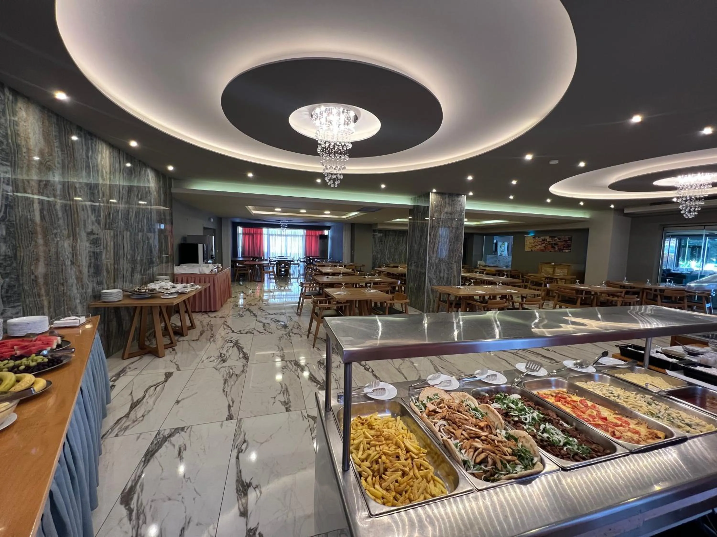 Restaurant/places to eat in Vanisko Hotel