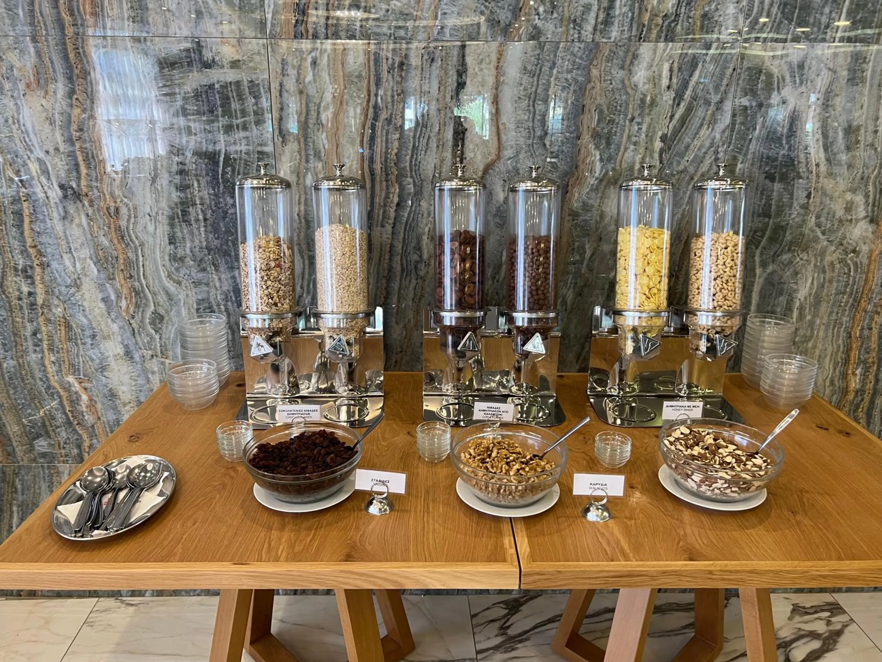 Restaurant/places to eat in Vanisko Hotel