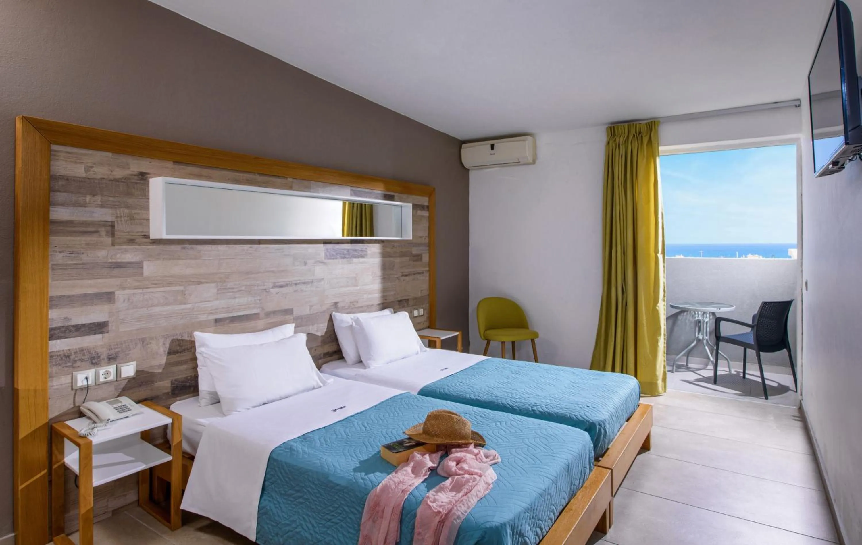 Bed in Vanisko Hotel