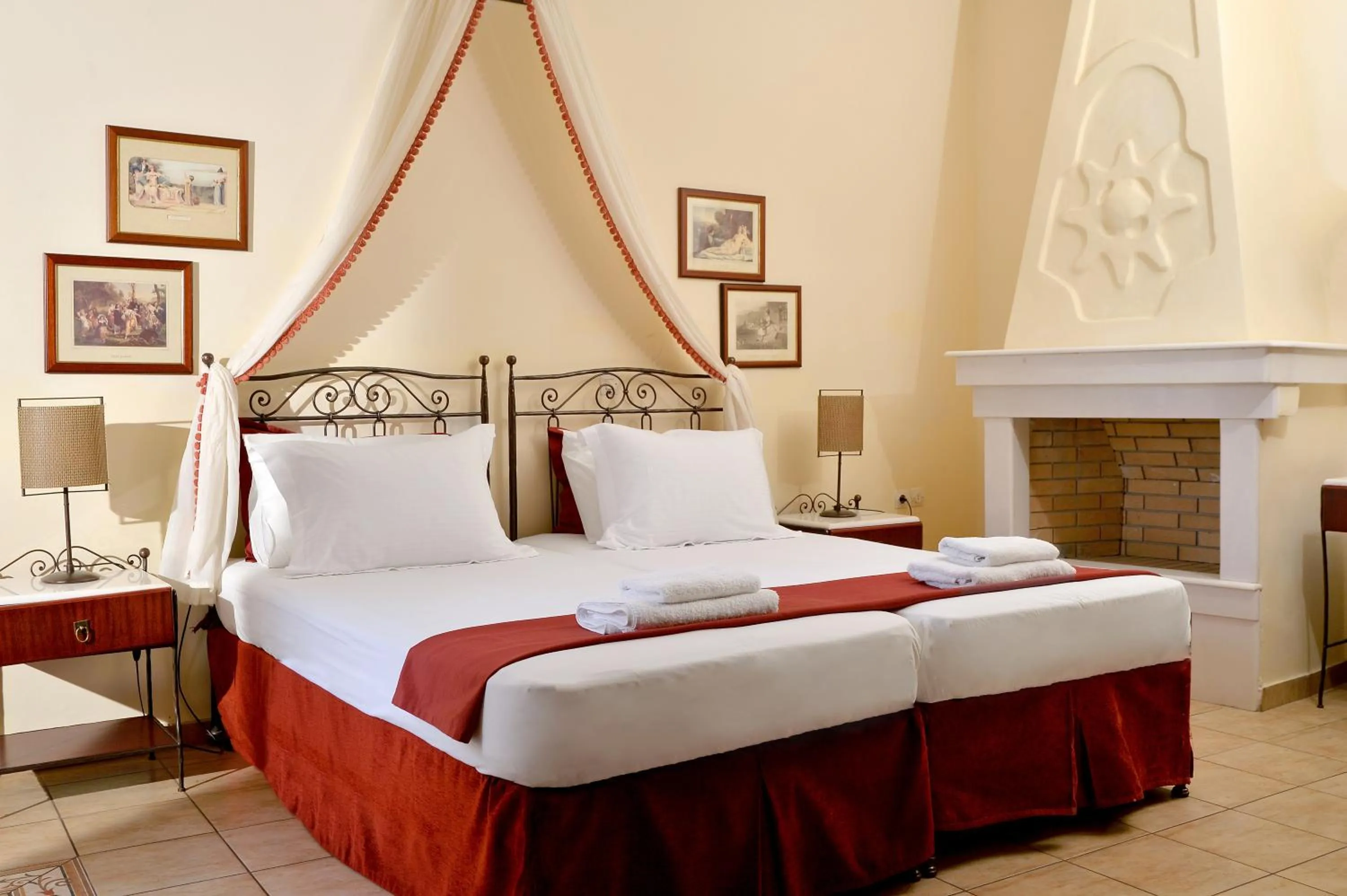 Bed in Agistri Hotel