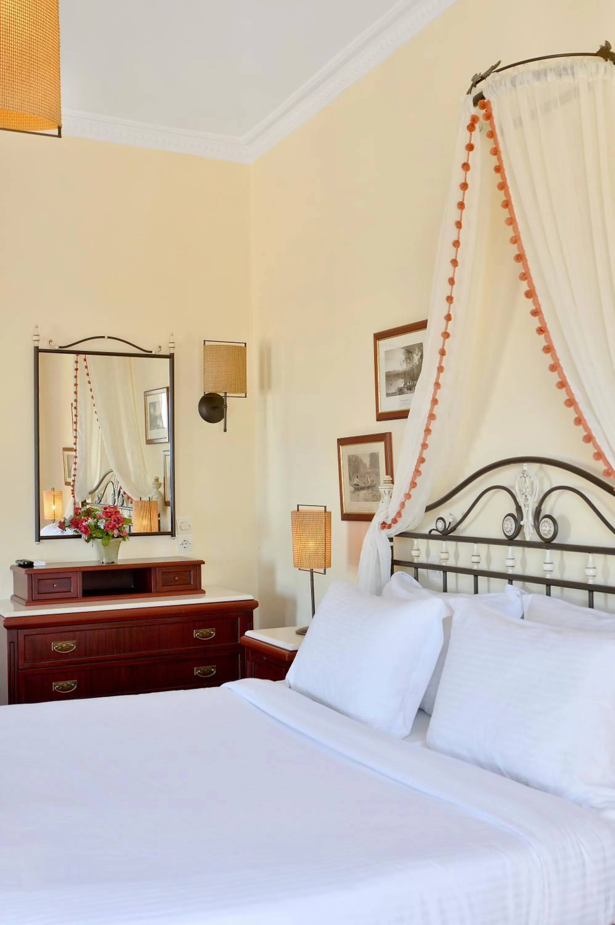 Bed in Agistri Hotel