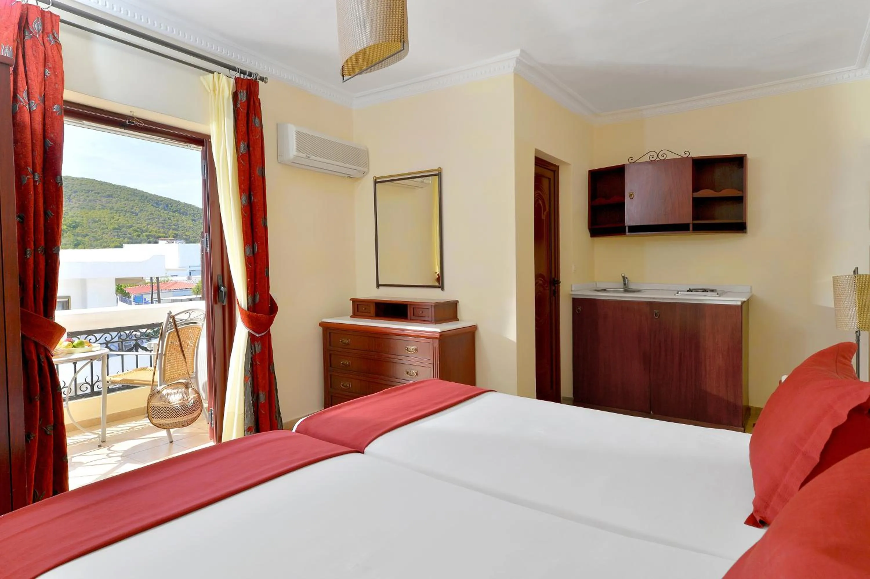 Bed in Agistri Hotel