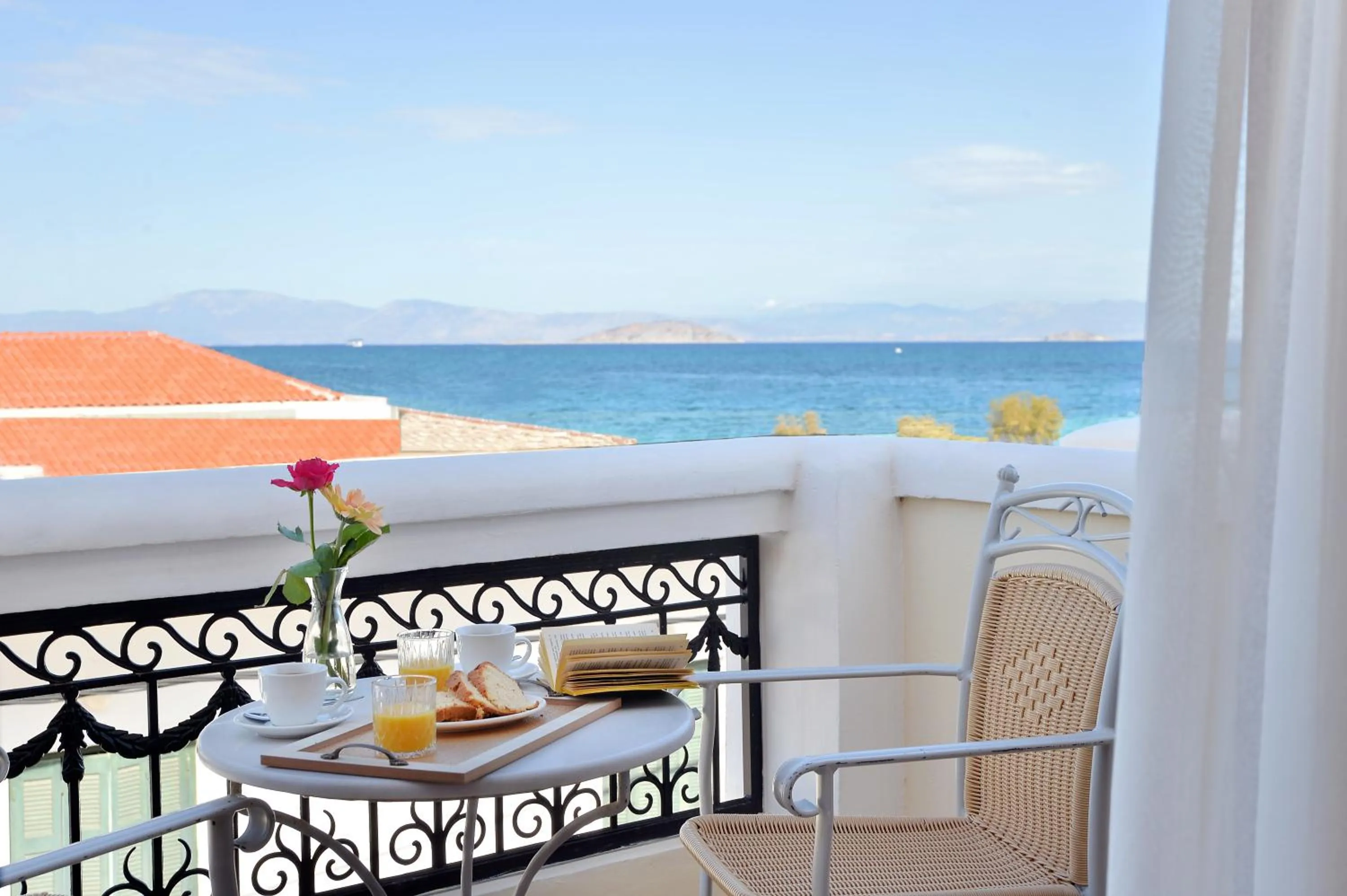 Day in Agistri Hotel