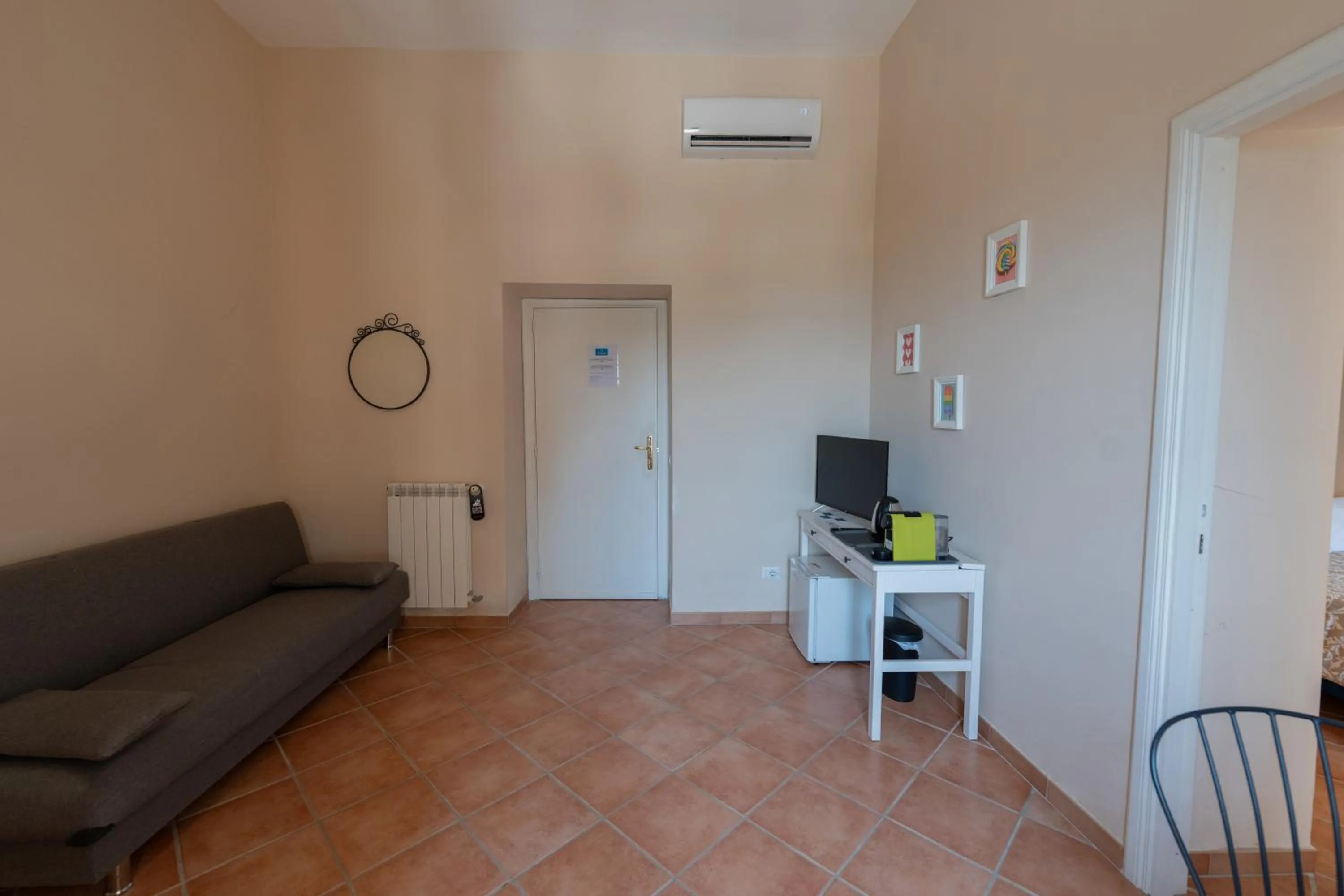 TV and multimedia in Artis Mare