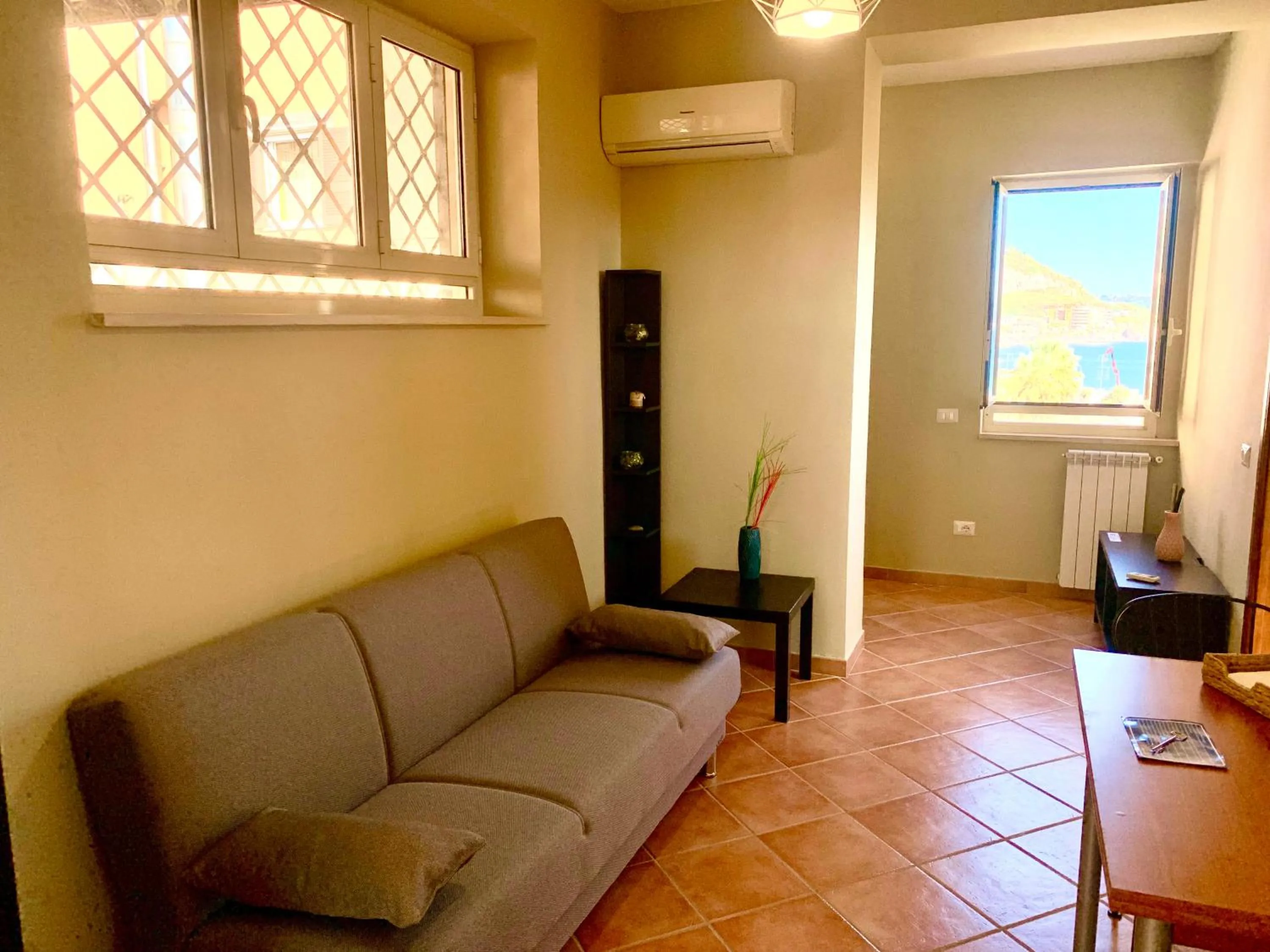 Photo of the whole room in Artis Mare