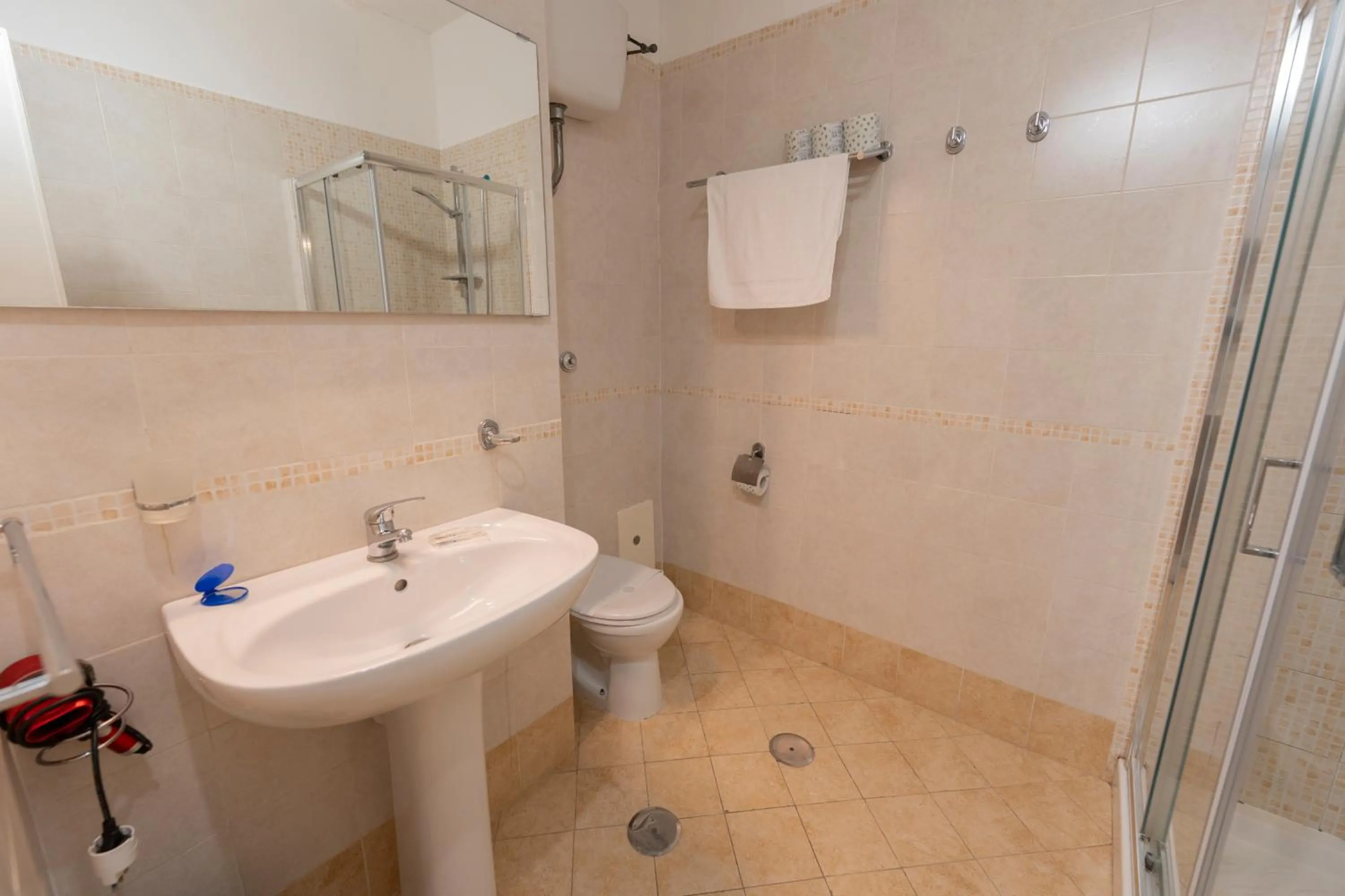 Bathroom in Artis Mare