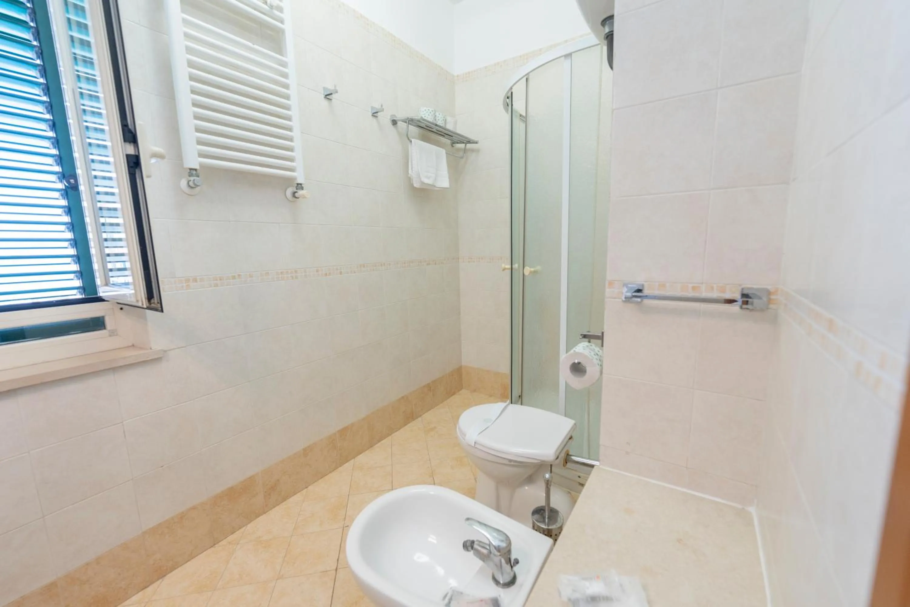 Bathroom in Artis Mare