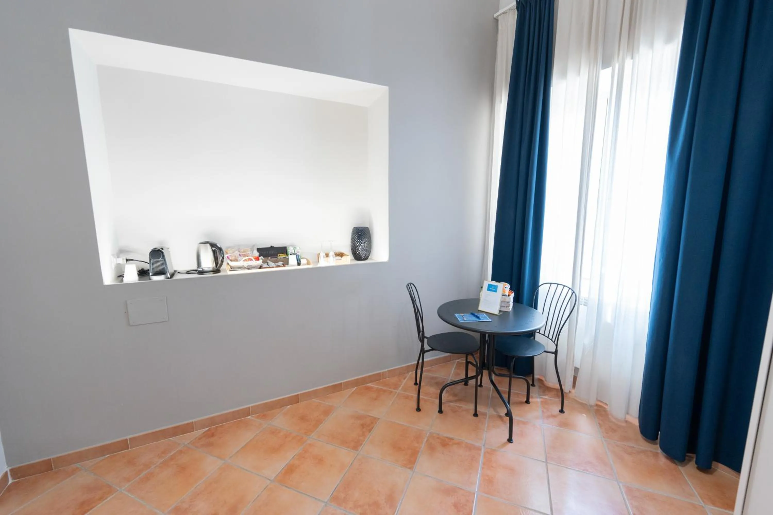 Coffee/tea facilities in Artis Mare