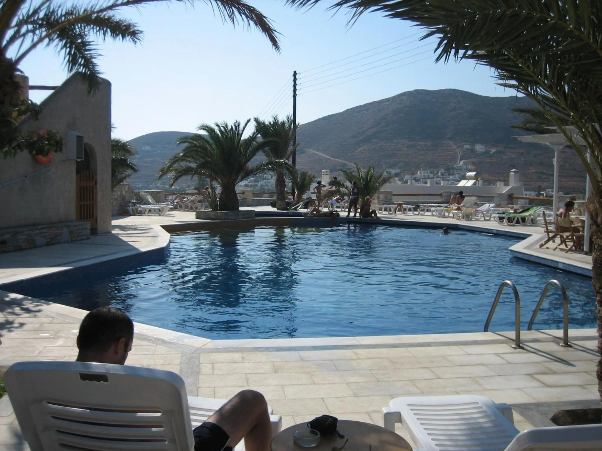 Swimming pool in Homer's Inn Hotel