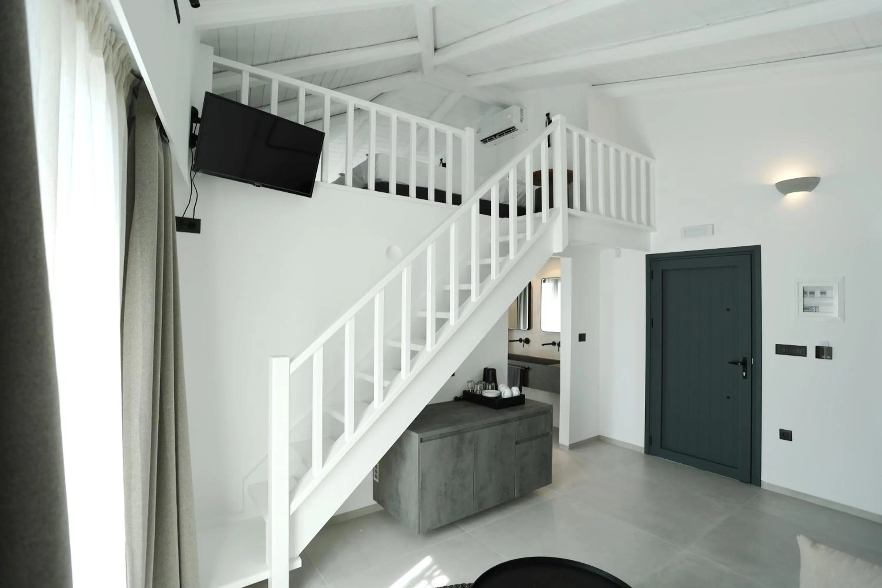 Photo of the whole room in Yianna Hotel