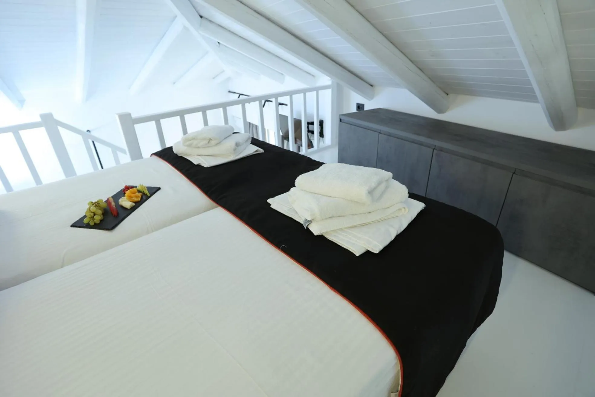 Bedroom, Bed in Yianna Hotel