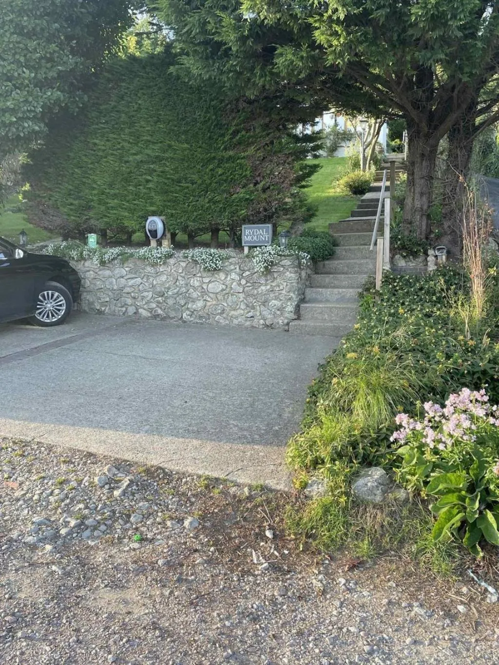 Parking in 3 Bed Ground Floor Apartment - Hot Tub Optional Upgrade