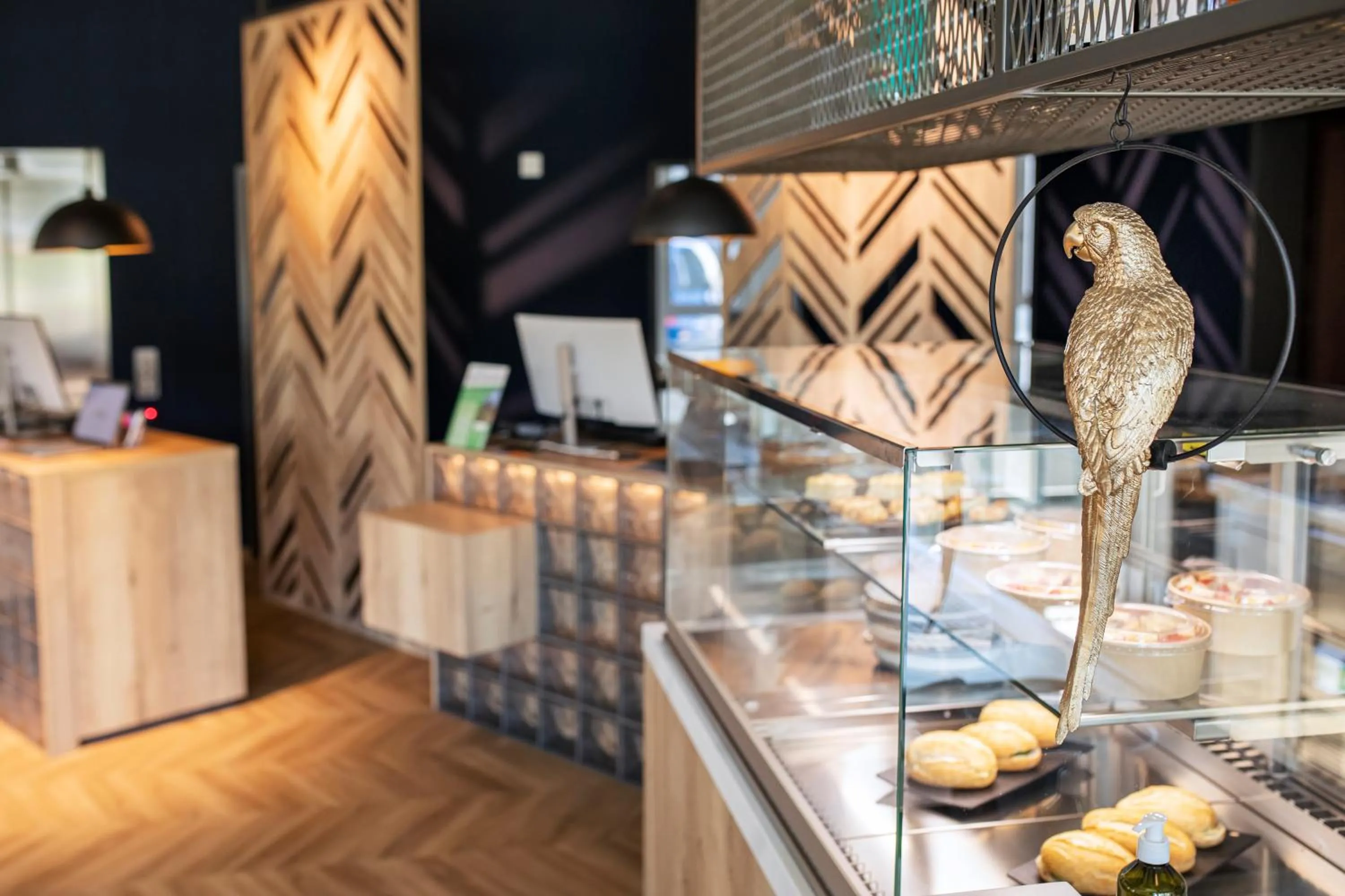 Lobby or reception in LOGINN Hotel Waiblingen