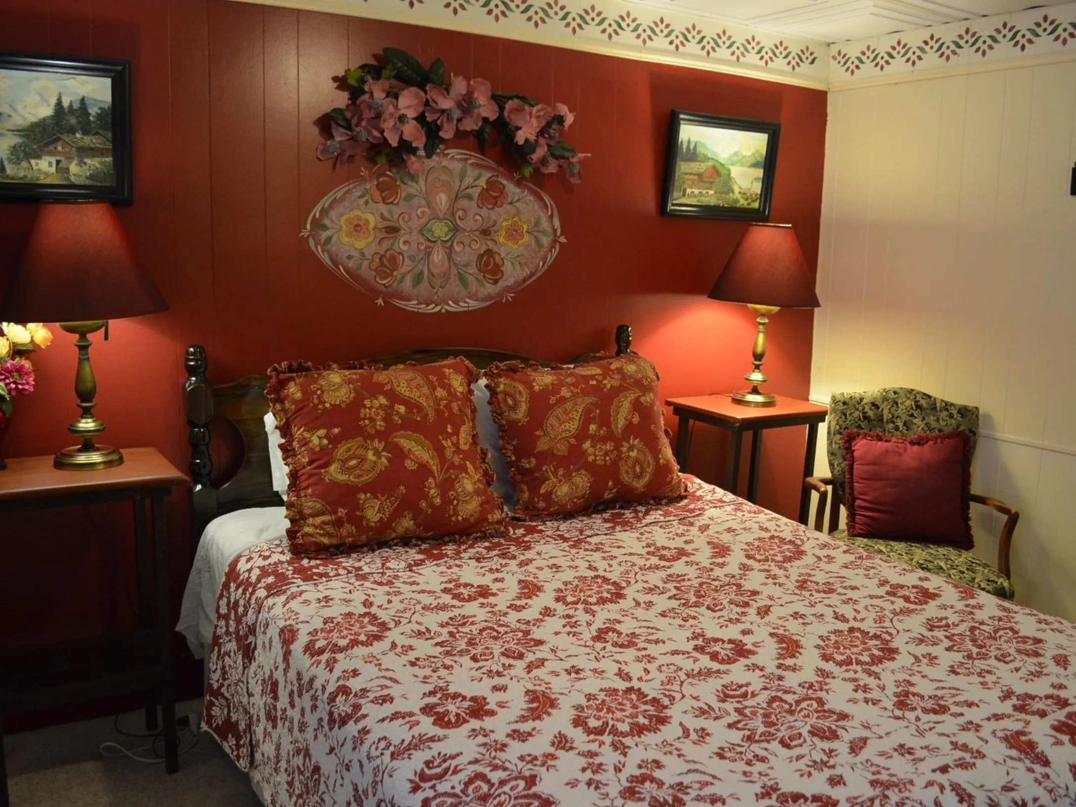 Bedroom, Bed in The Bavarian Manor Hotel