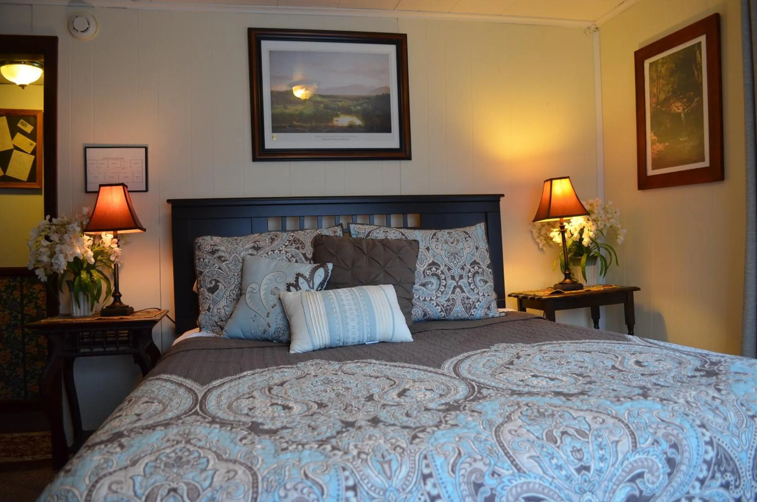 Bedroom, Bed in The Bavarian Manor Hotel