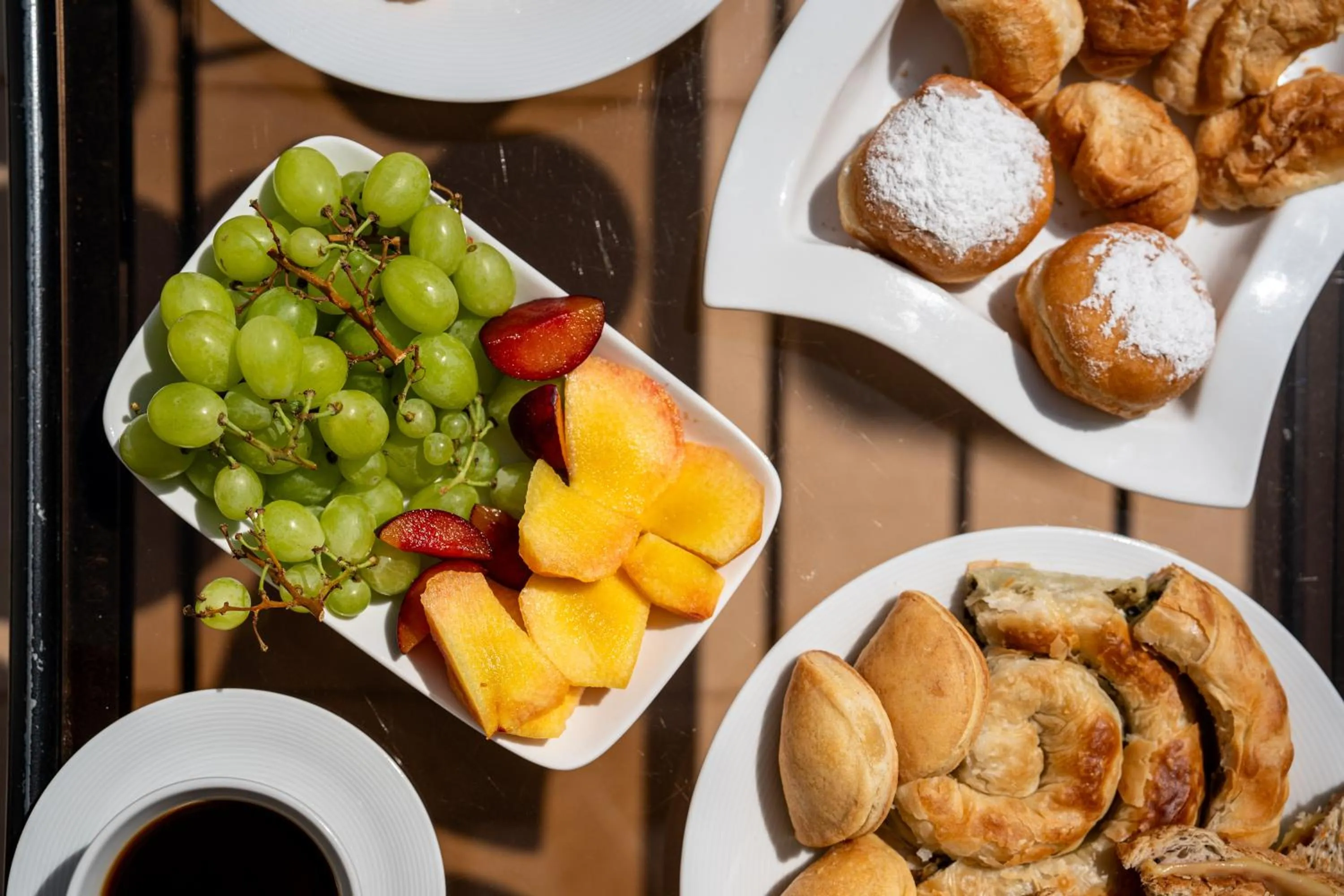Food and drinks in Isioni Pension