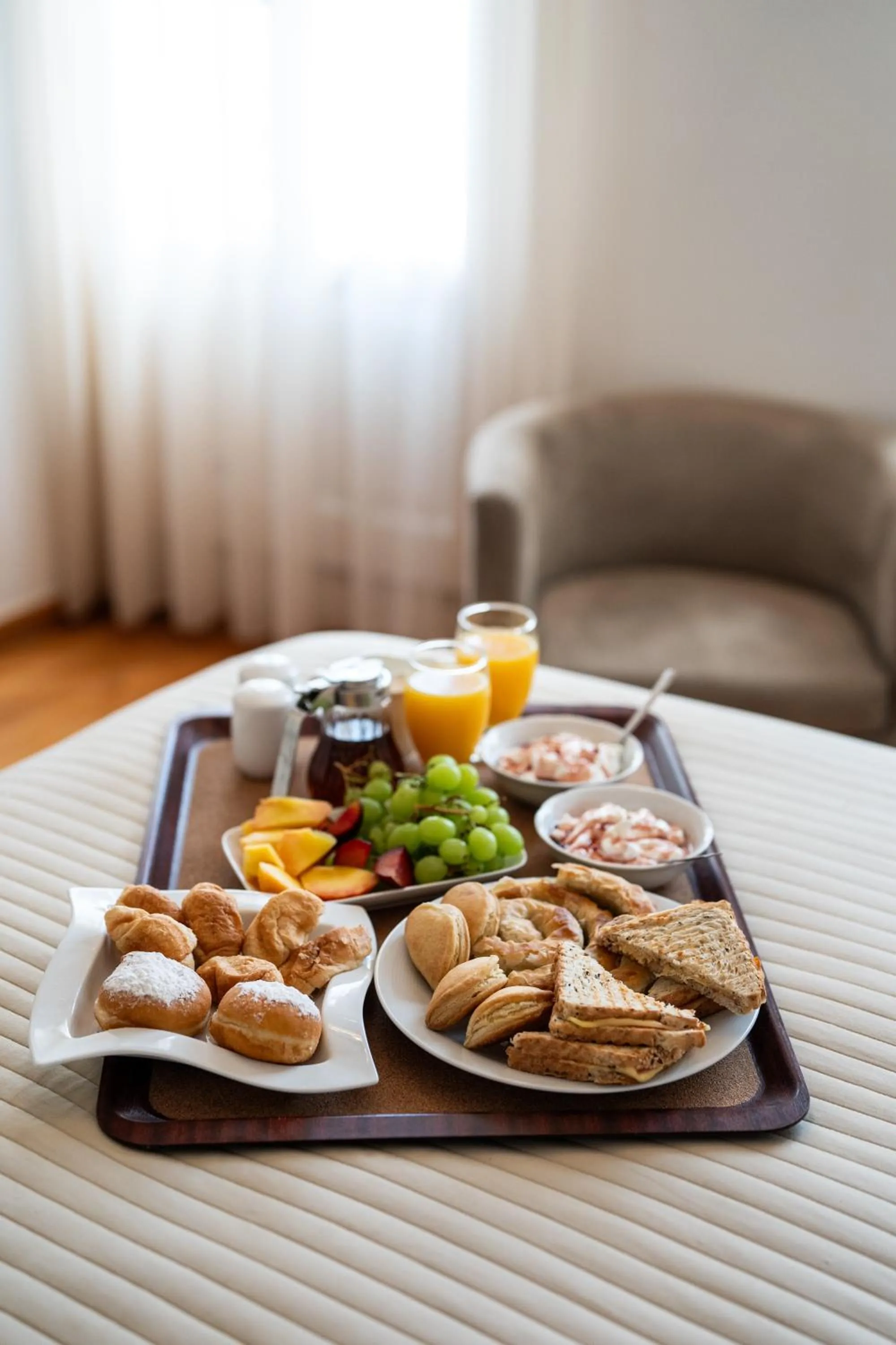 Bed in Isioni Pension