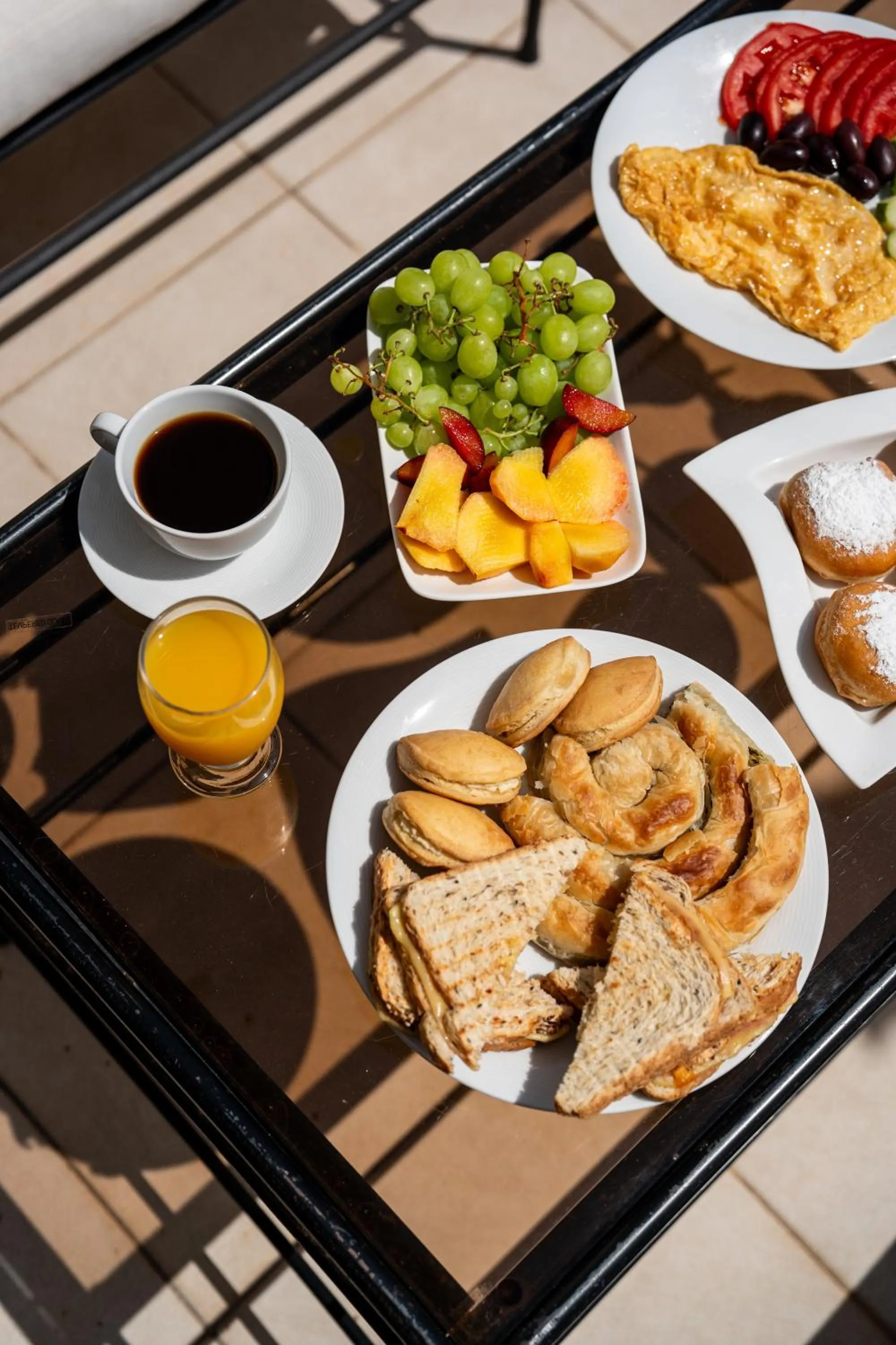 Food and drinks in Isioni Pension