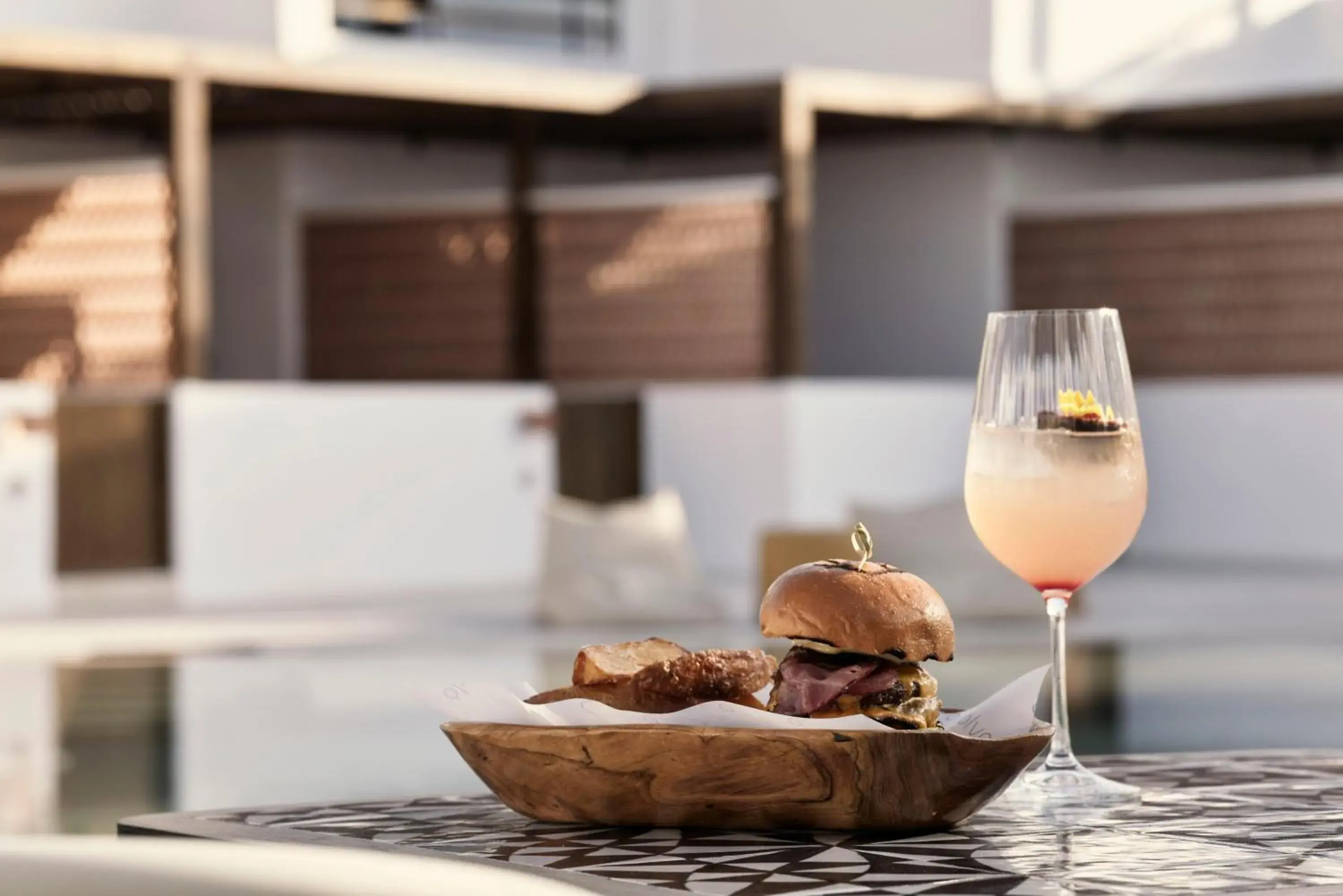 Restaurant/places to eat in Andronis Minois Restaurant/places to eat in Andronis Minois