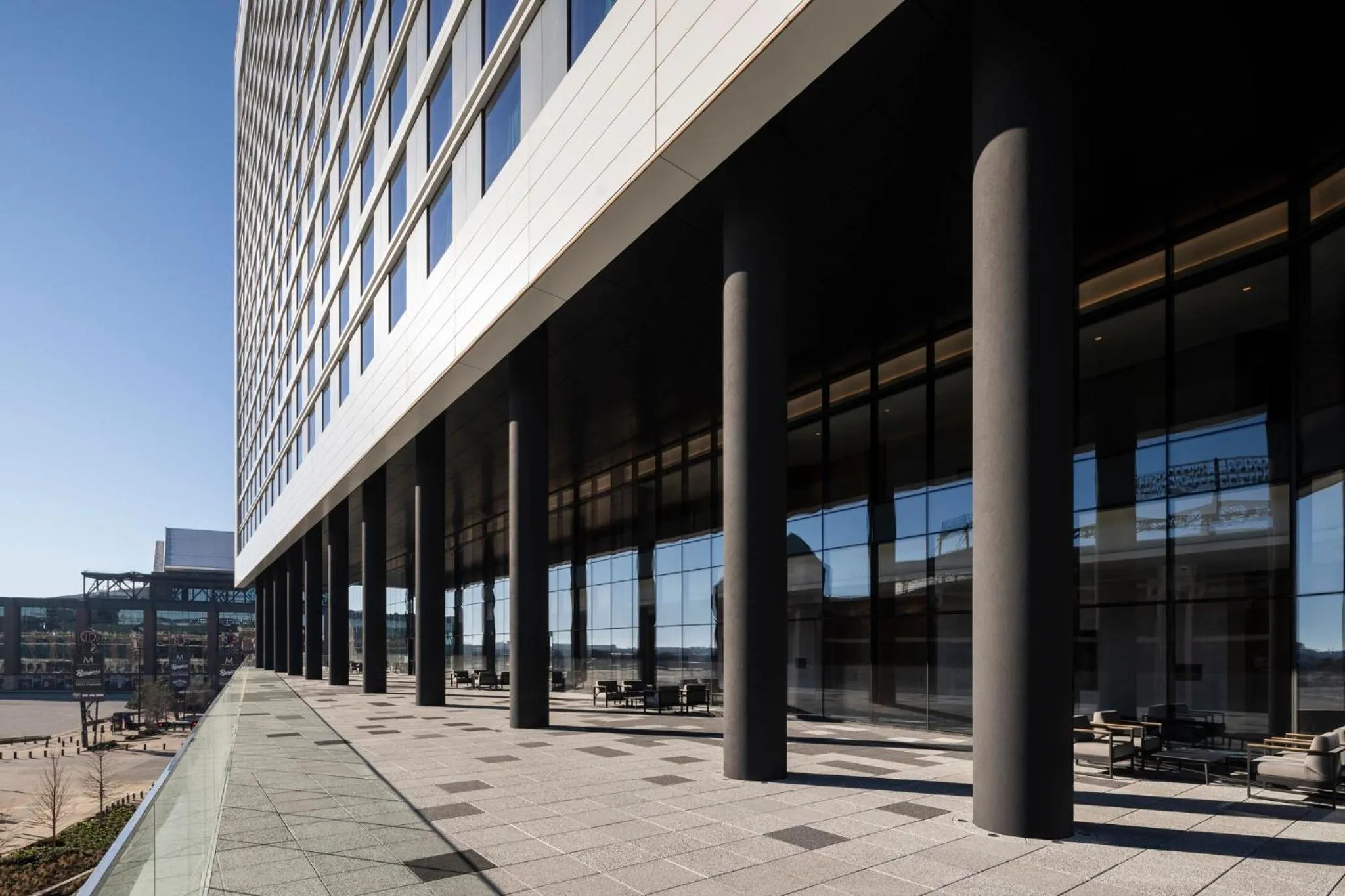 Balcony/Terrace in Loews Arlington Hotel
