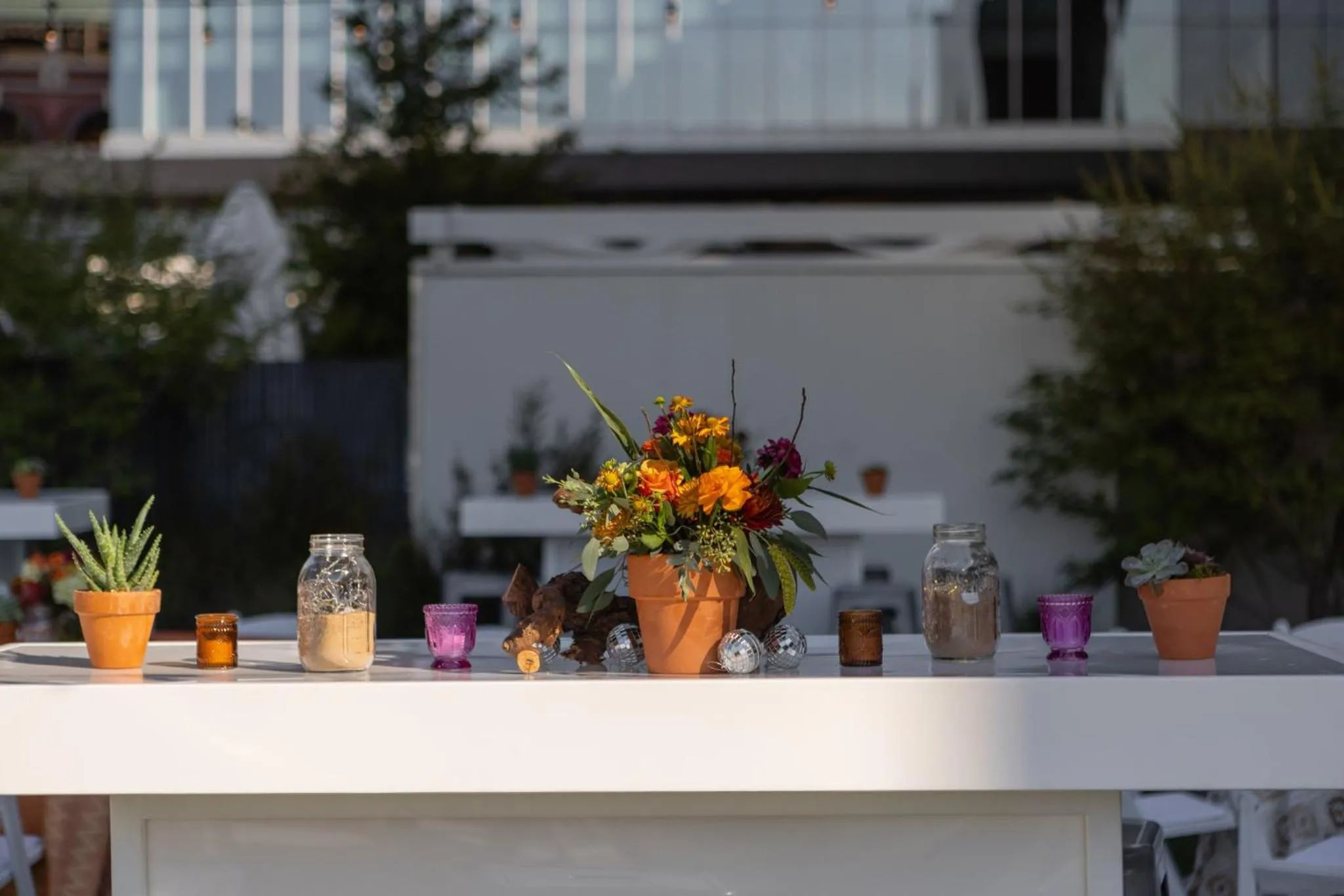 Restaurant/places to eat in Loews Arlington Hotel