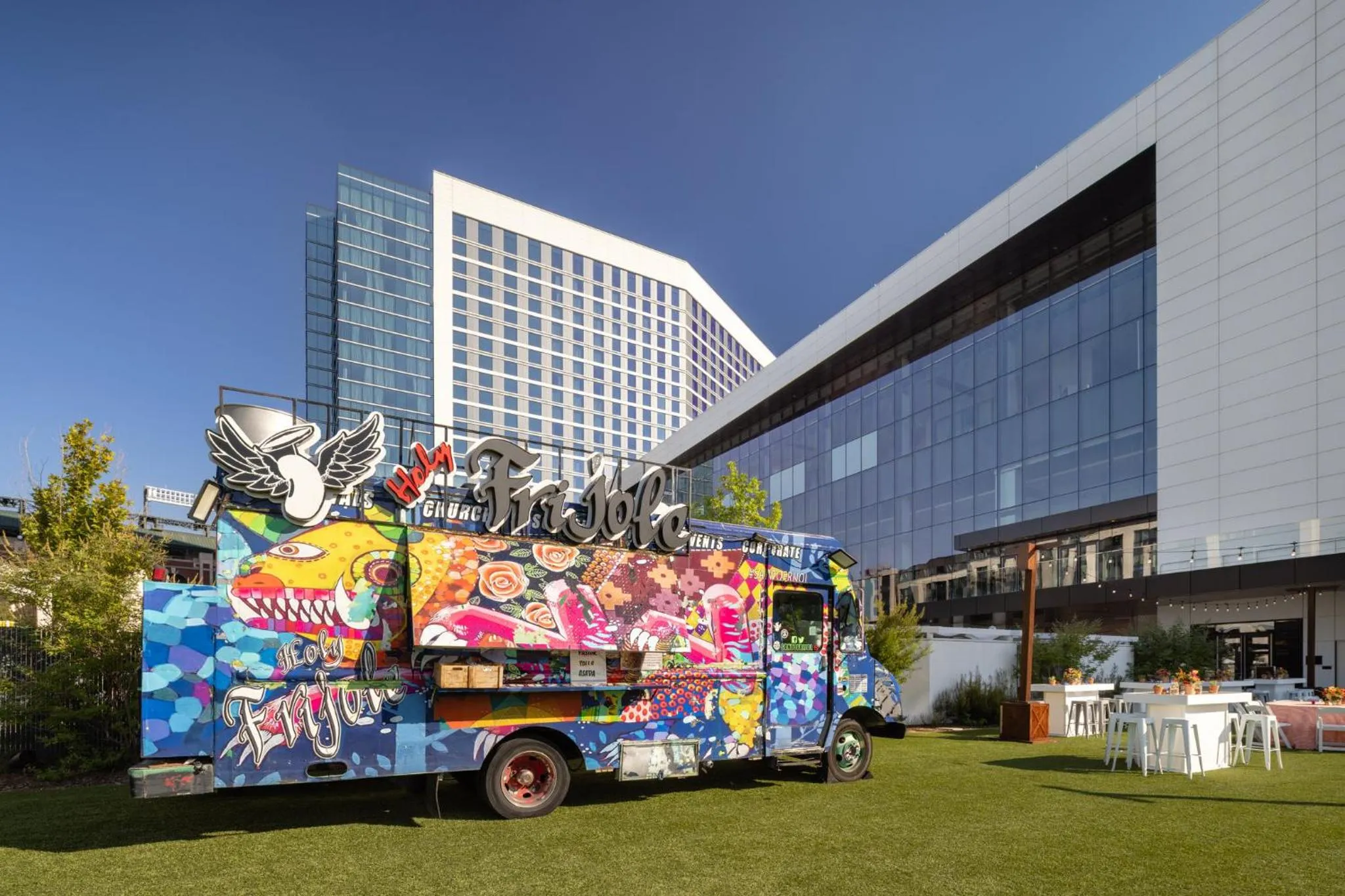 Property building in Loews Arlington Hotel