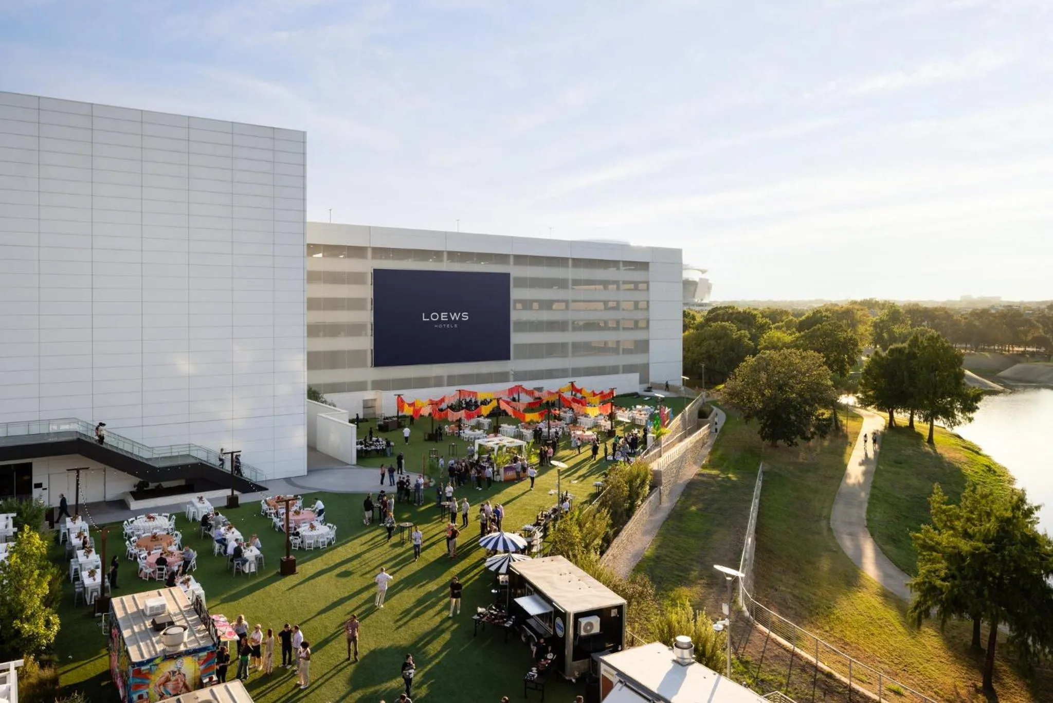 Bird's eye view in Loews Arlington Hotel