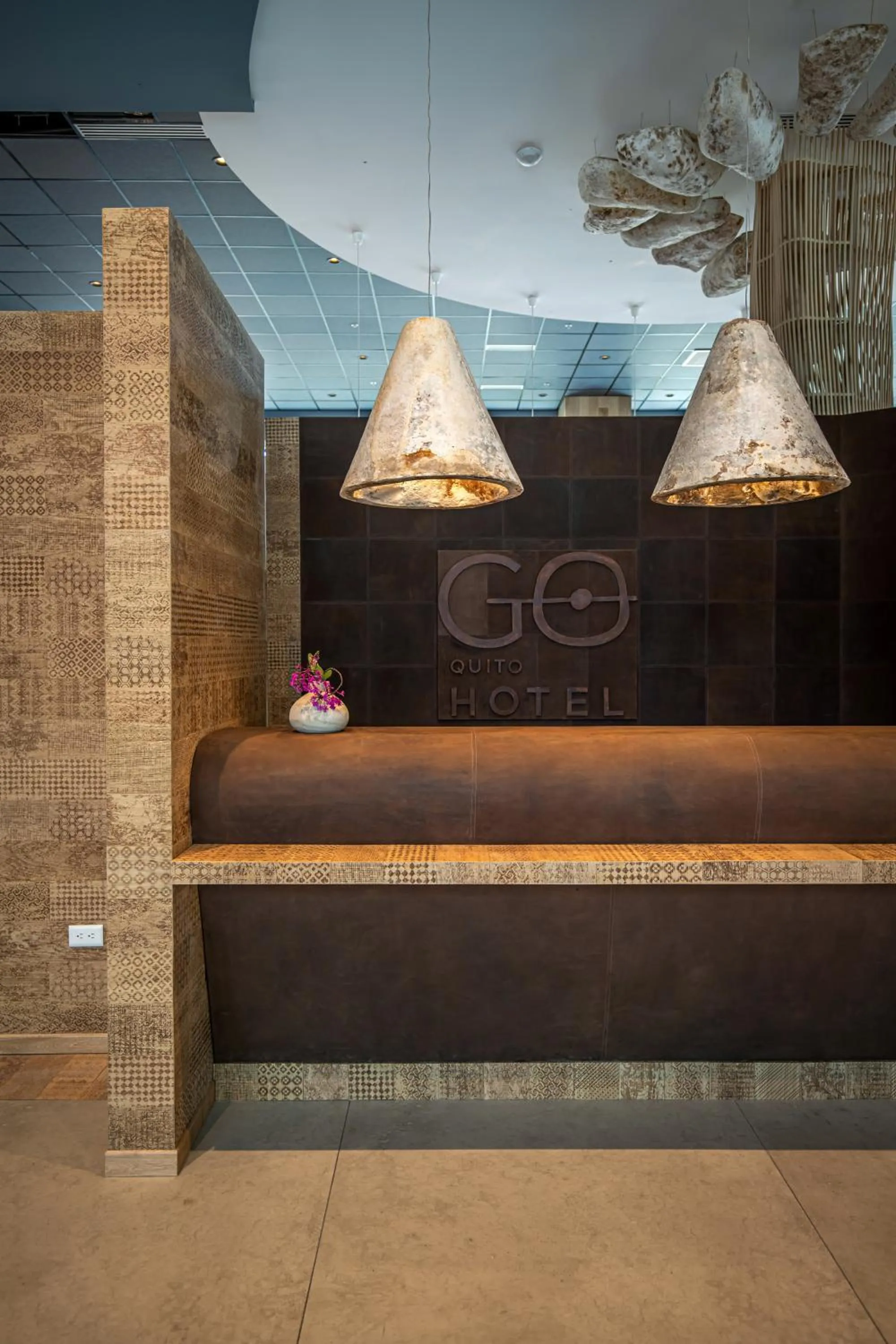 Lobby or reception in GO Quito Hotel