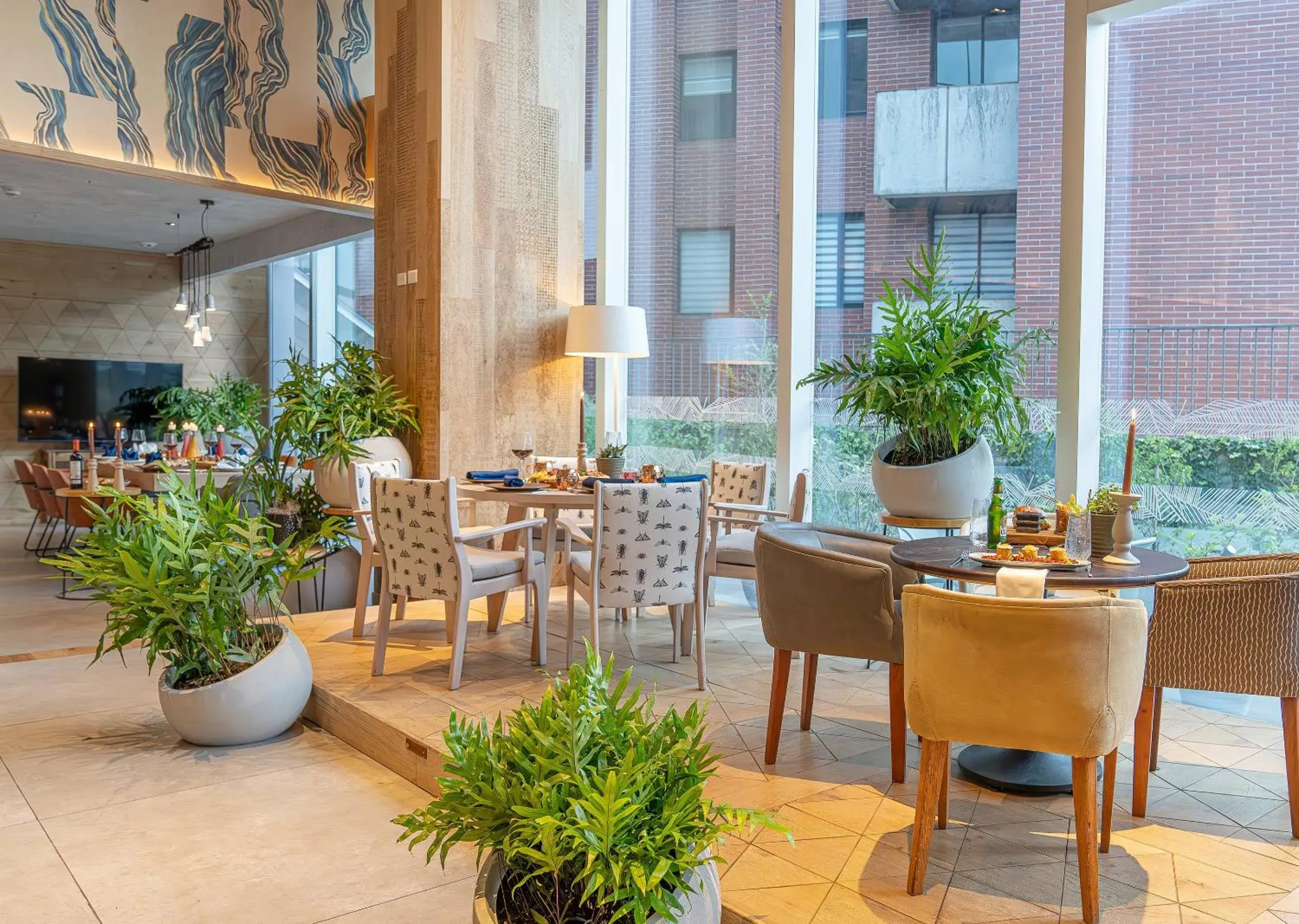 Restaurant/places to eat in GO Quito Hotel Restaurant/places to eat in GO Quito Hotel