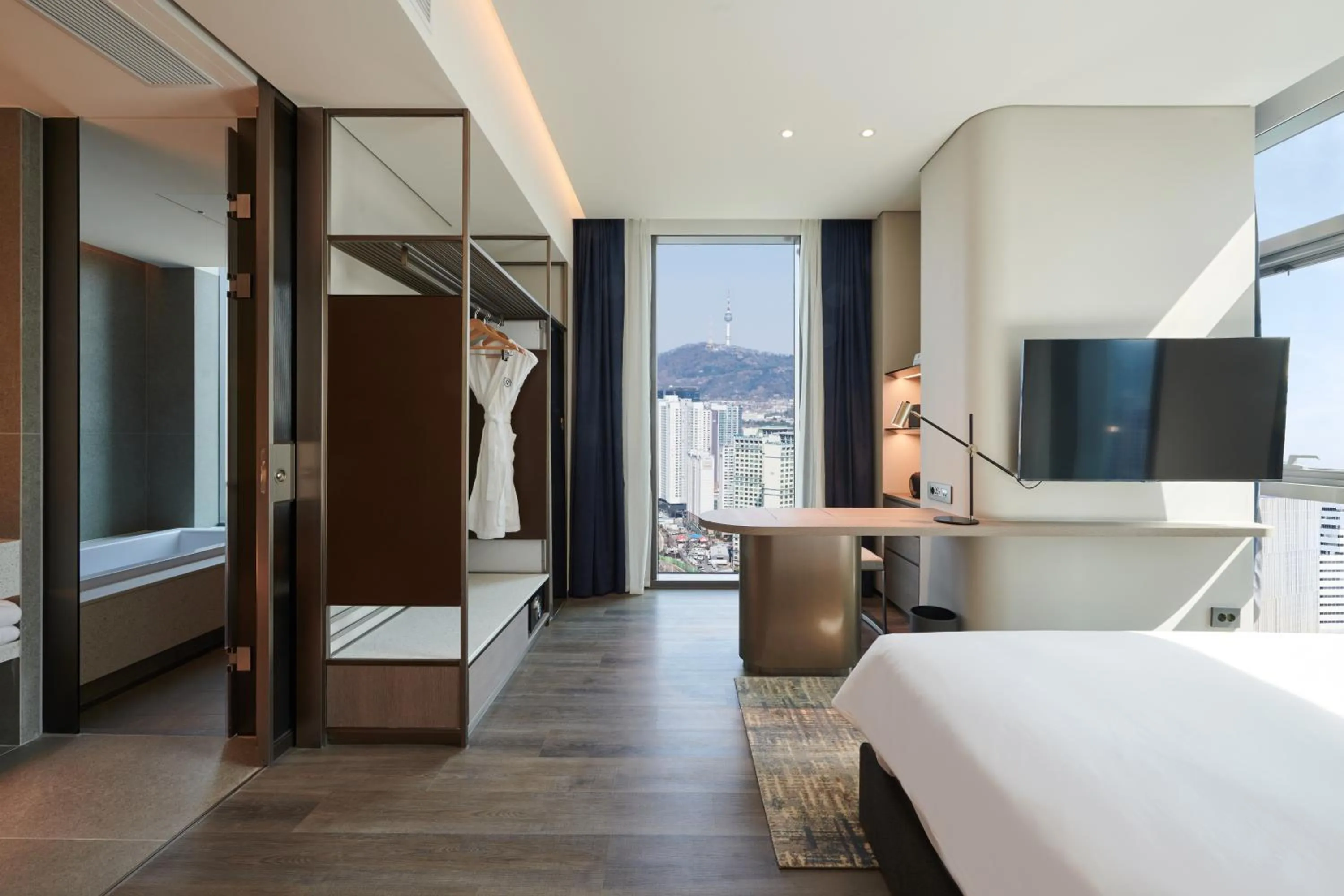 Bed in Nine Tree Premier ROKAUS Hotel Seoul Yongsan