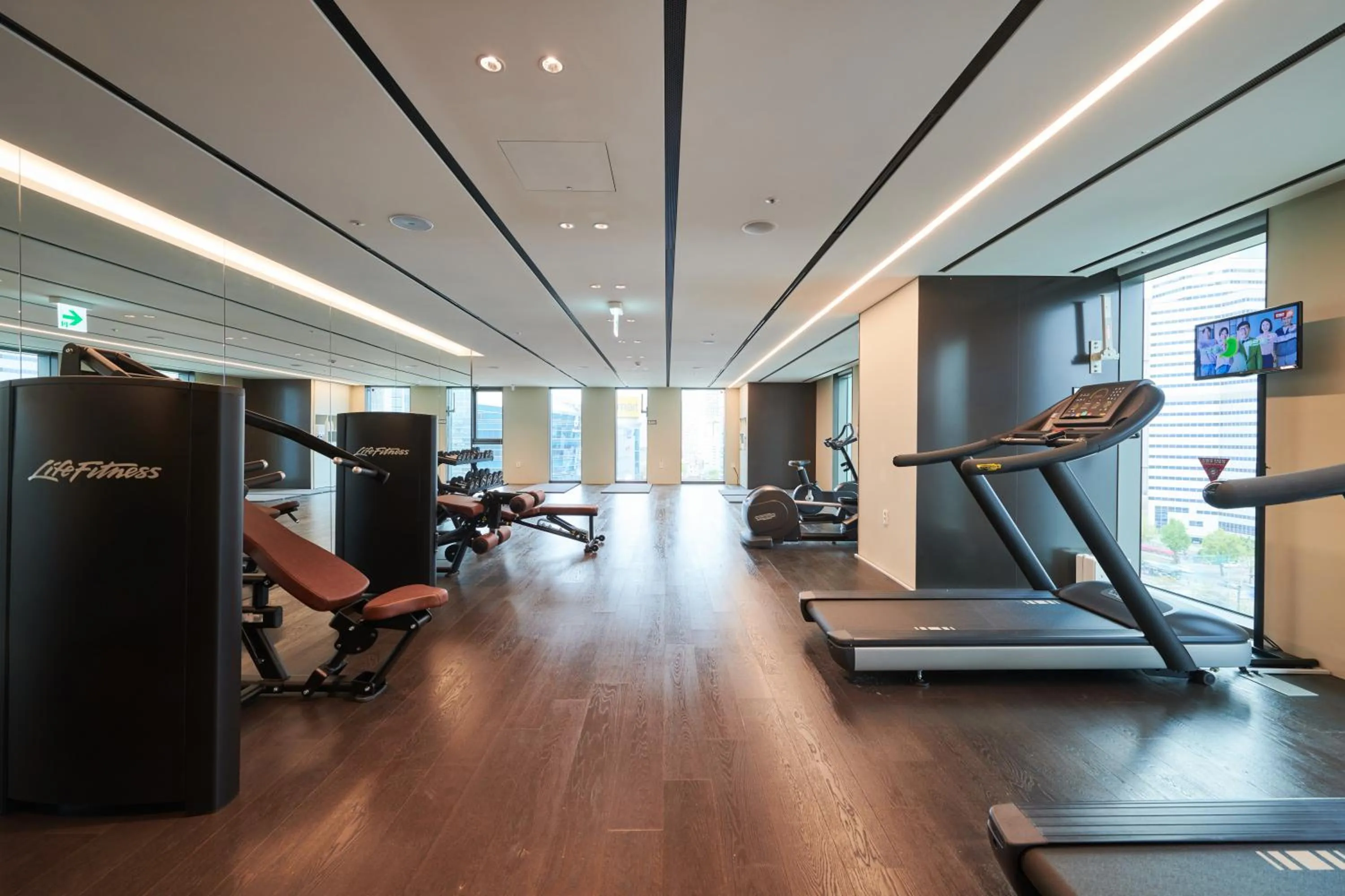 Fitness centre/facilities in Nine Tree Premier ROKAUS Hotel Seoul Yongsan