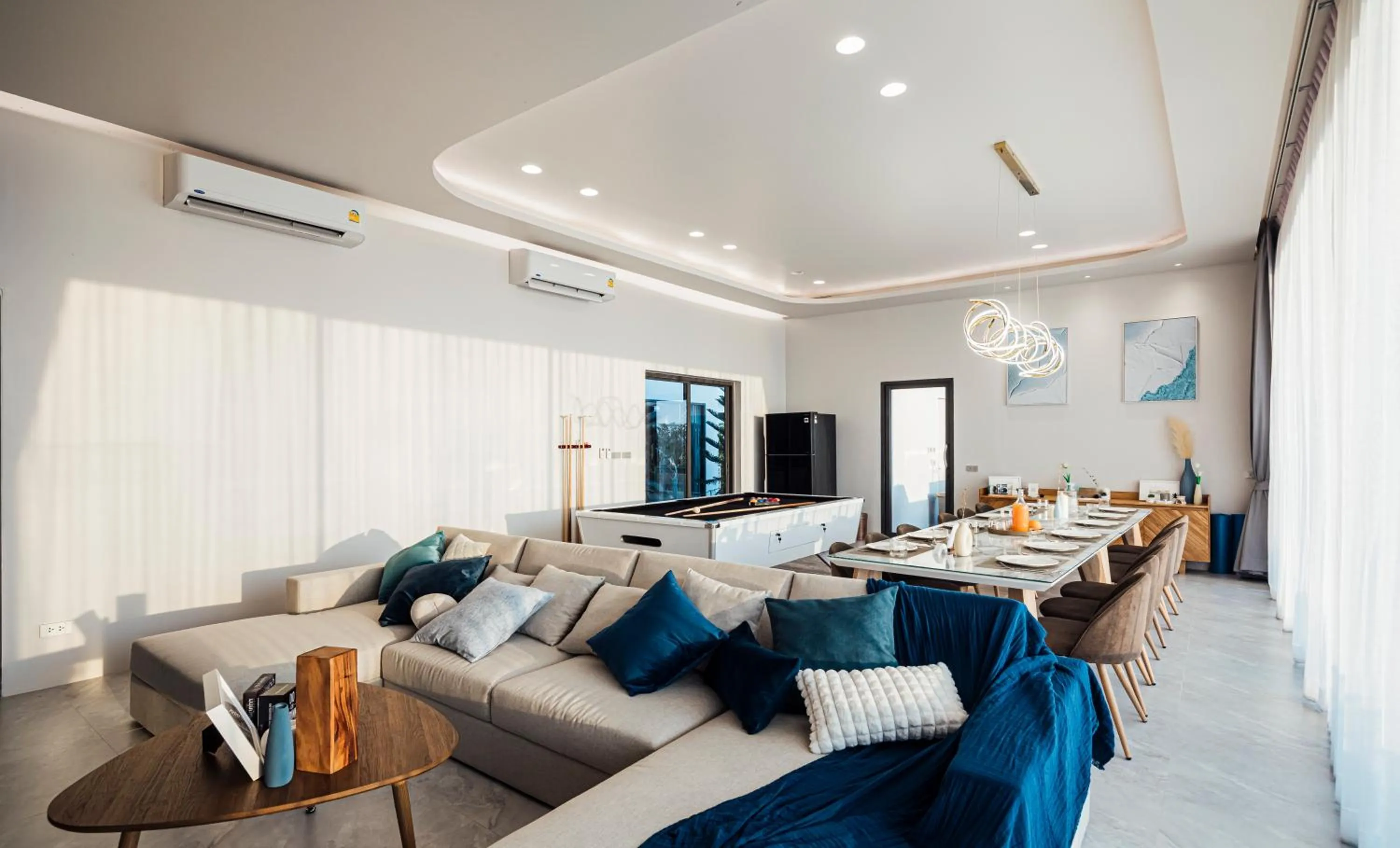 TV and multimedia in Sea Season Pool Villa Pattaya