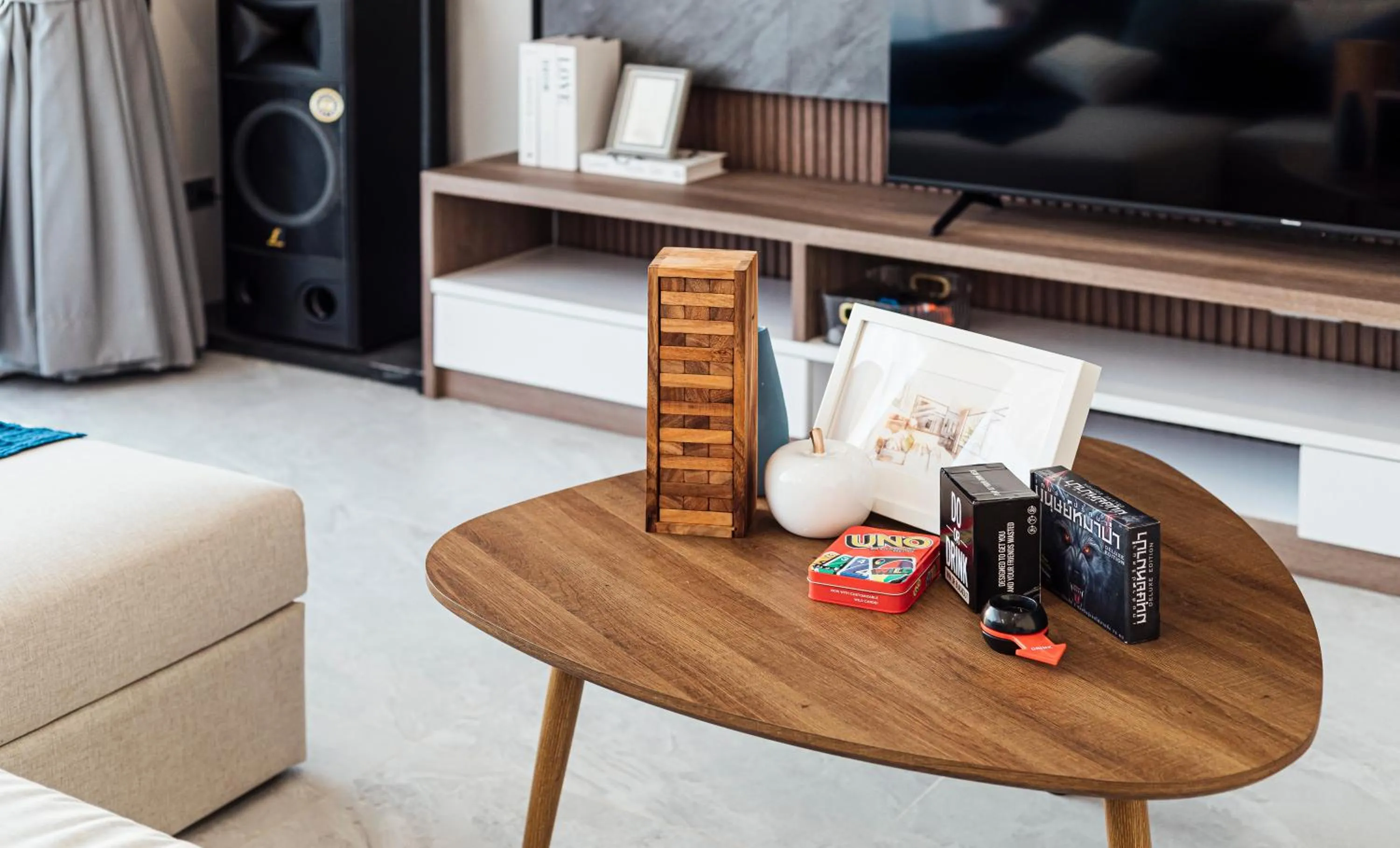 TV and multimedia in Sea Season Pool Villa Pattaya