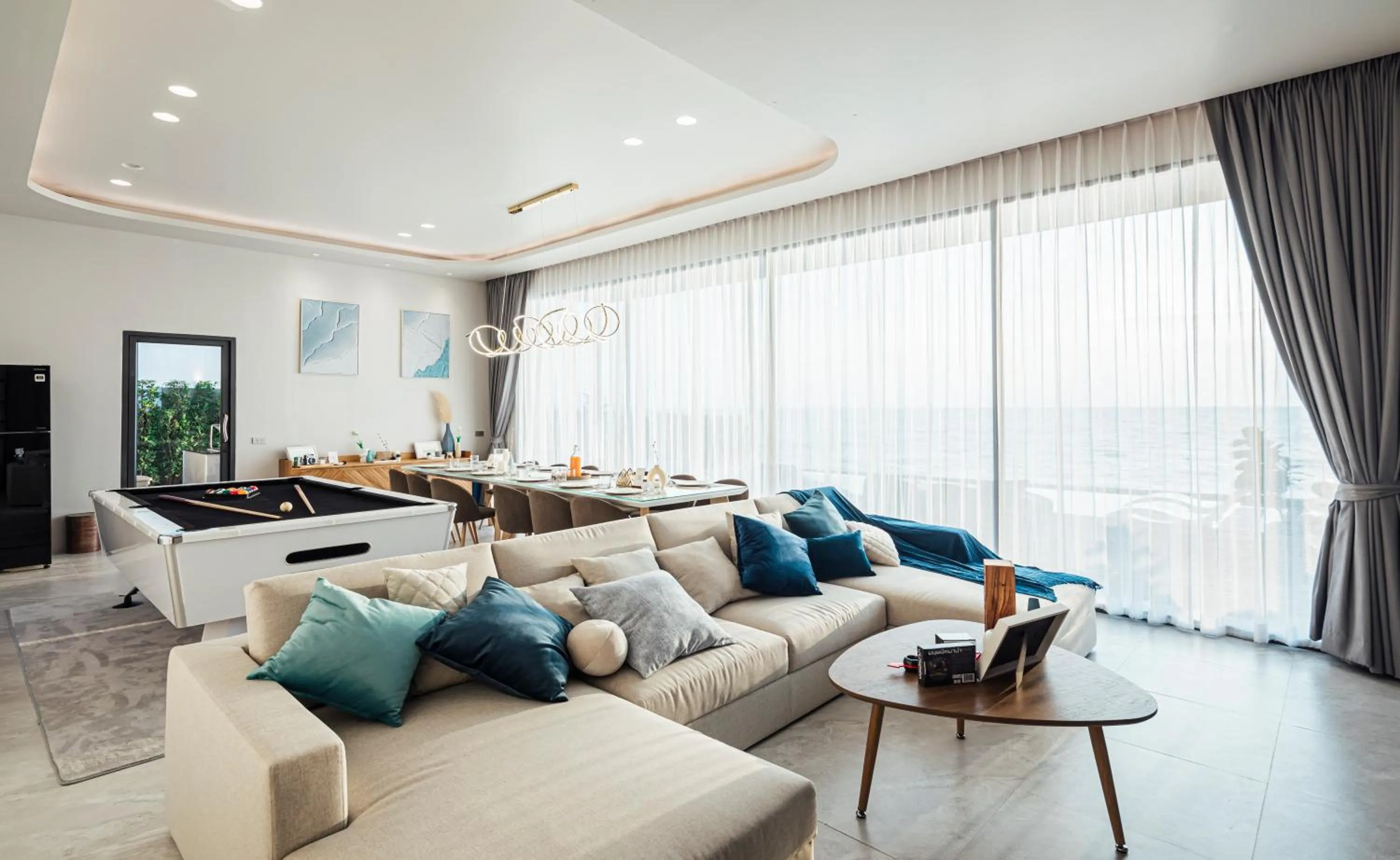 Living room in Sea Season Pool Villa Pattaya