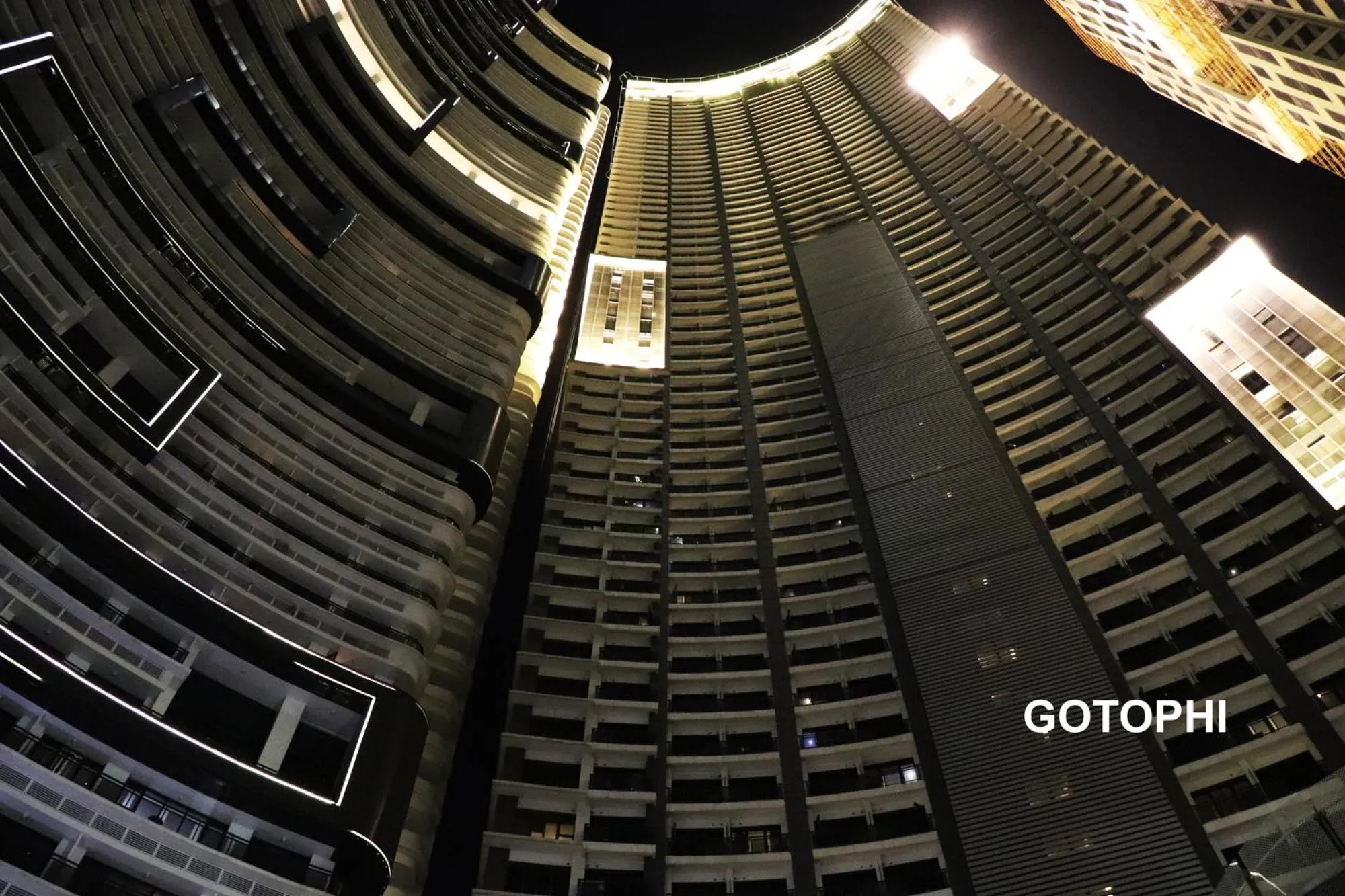 Night in The Knightsbridge Residences