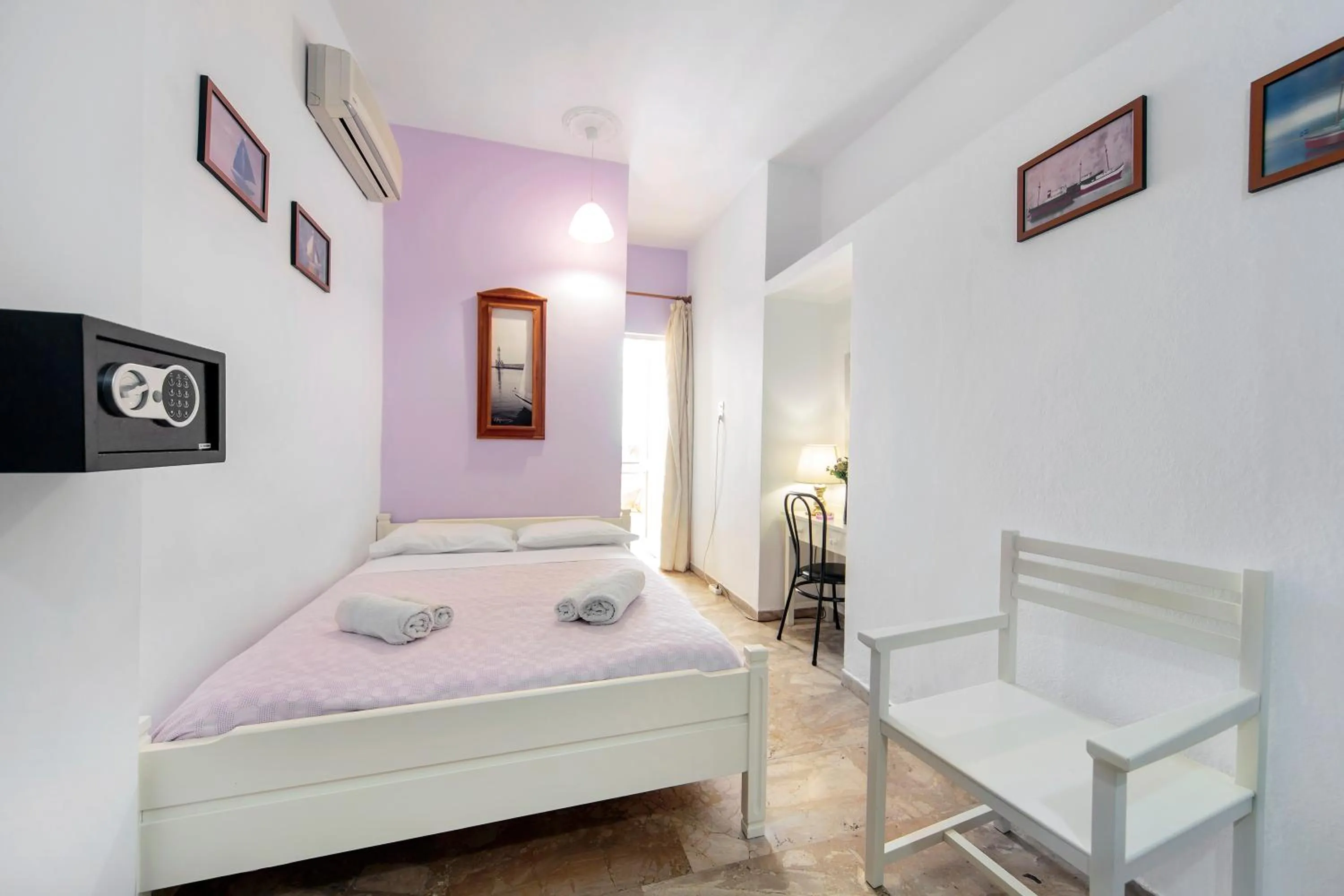 Bedroom in Casa Kasteli